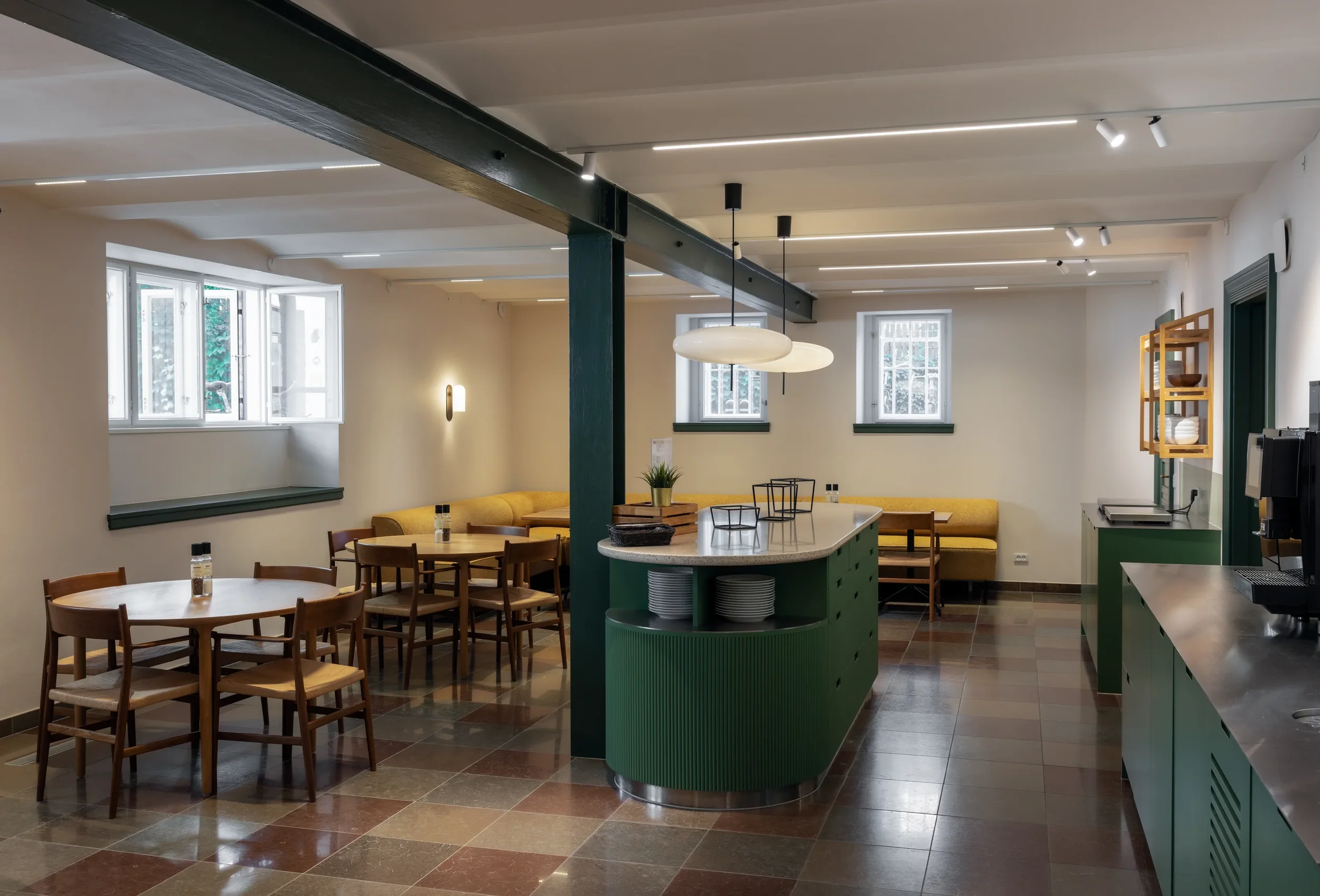 Carlsberg_36_webP .webp