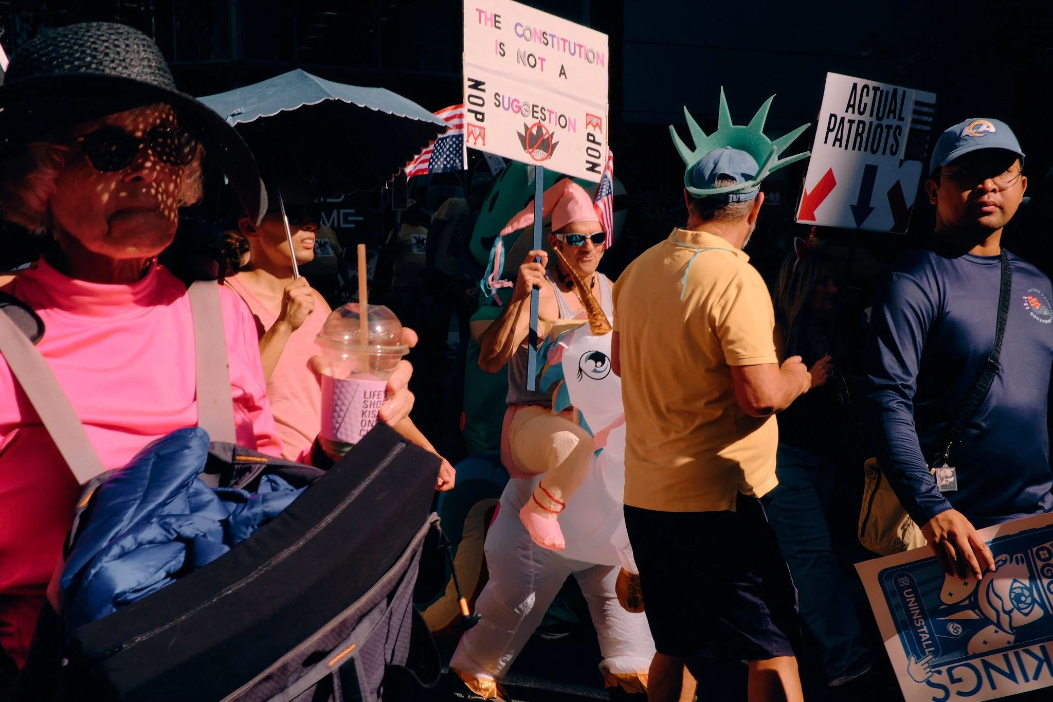 251018_NoKingsProtest_0205_web.jpg