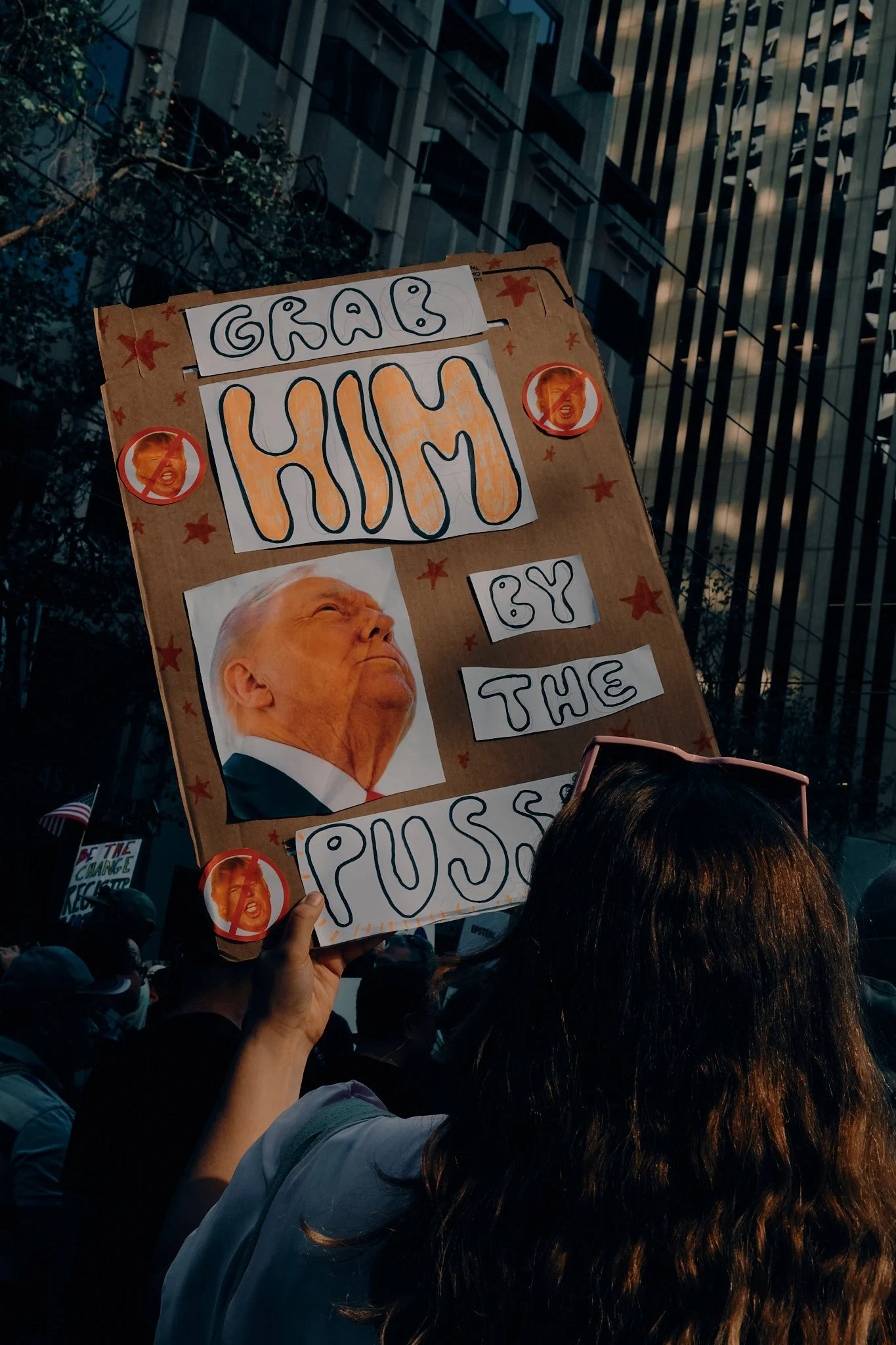 251018_NoKingsProtest_0002_web.jpg