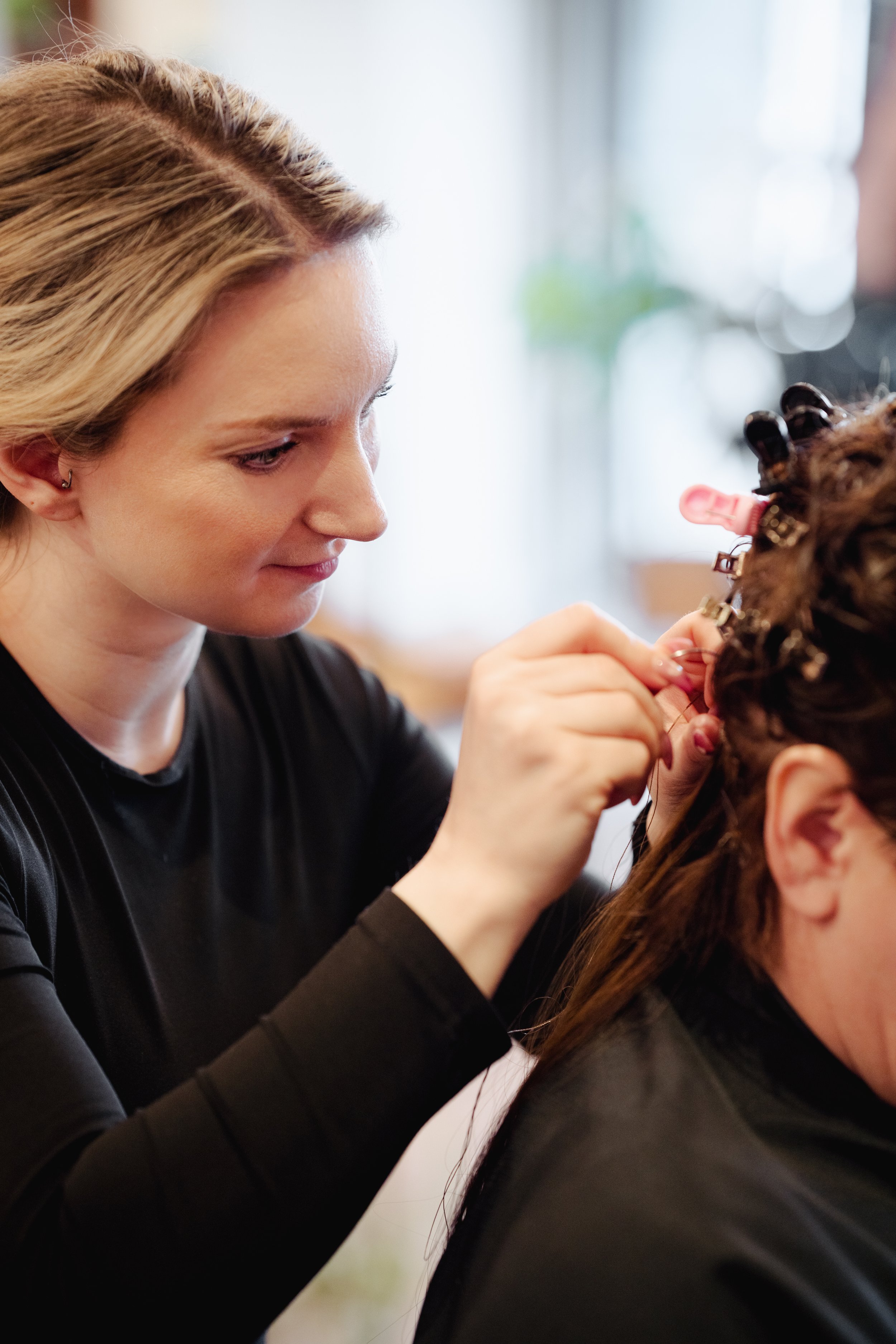 hair extension installation, IBE extensions, Brunette, hair salon