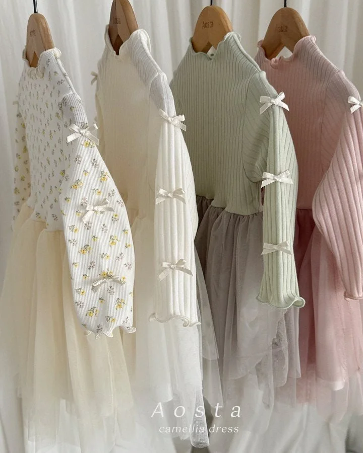 upclose dresses.jpg