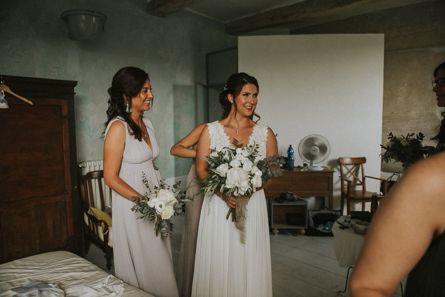 hochzeitsfotograf-italien-toskana-arrezzo-tuscany-wedding-planer-free-elopement-hochzeit-paar-hochzeitsfotograf-braut-00032.jpg