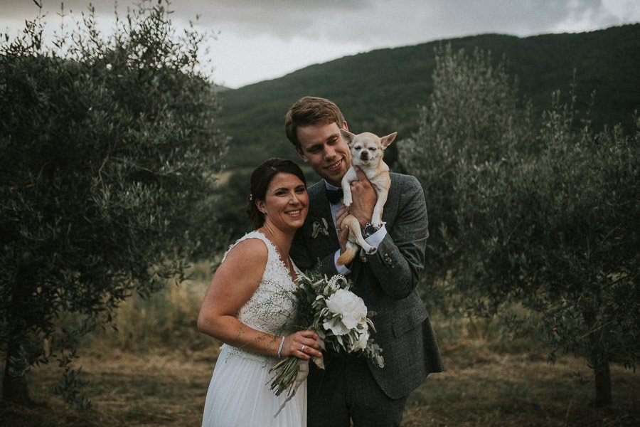 hochzeitsfotograf-italien-toskana-arrezzo-tuscany-wedding-planer-free-elopement-hochzeit-paar-hochzeitsfotograf-braut-00104.jpg