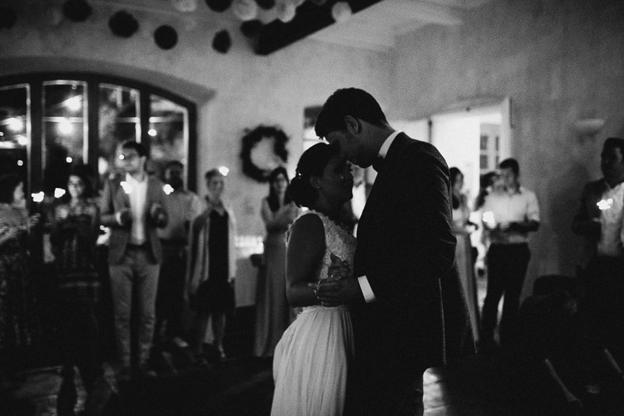 hochzeitsfotograf-italien-toskana-arrezzo-tuscany-wedding-planer-free-elopement-hochzeit-paar-hochzeitsfotograf-braut-00124.jpg