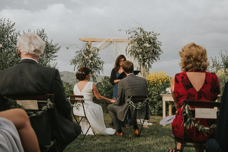 hochzeitsfotograf-italien-toskana-arrezzo-tuscany-wedding-planer-free-elopement-hochzeit-paar-hochzeitsfotograf-braut-00052.jpg