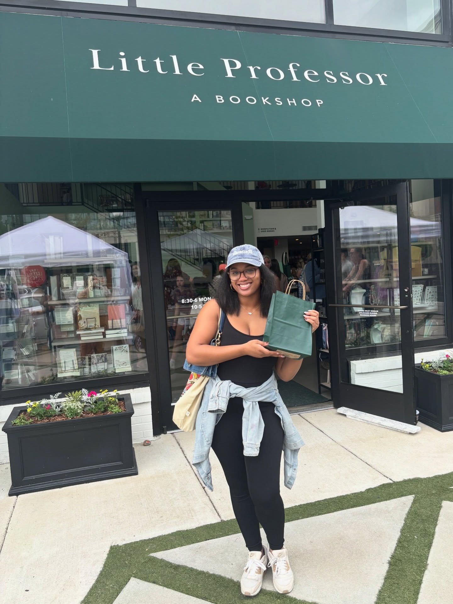 Indie Bookstore Day 2026! 🌼📚🌼

Spent the day hopping around a few of my favorite spots, picking up a few goodies and new books for the tbr, and enjoying the beautiful Birmingham indie community 💚

In the words of our good friends over at @thankyo