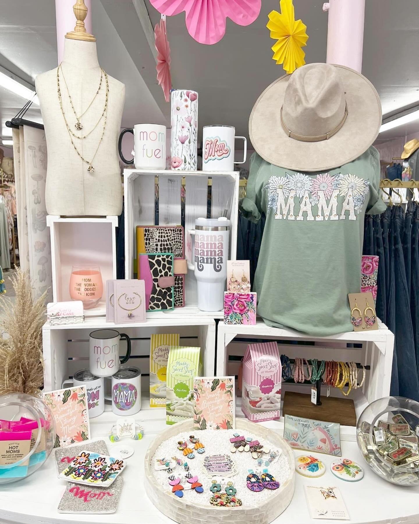 Come shop our boutique for lots of great gifts for Mother&rsquo;s Day! Join us Saturday 5/11 from 10-7 for our Mothers Day celebration! Refreshments, giveaways and permanent jewelry from Jewelry Junkie from 12-6! 💐

🛍️ 561 Mill Street, downtown Syl