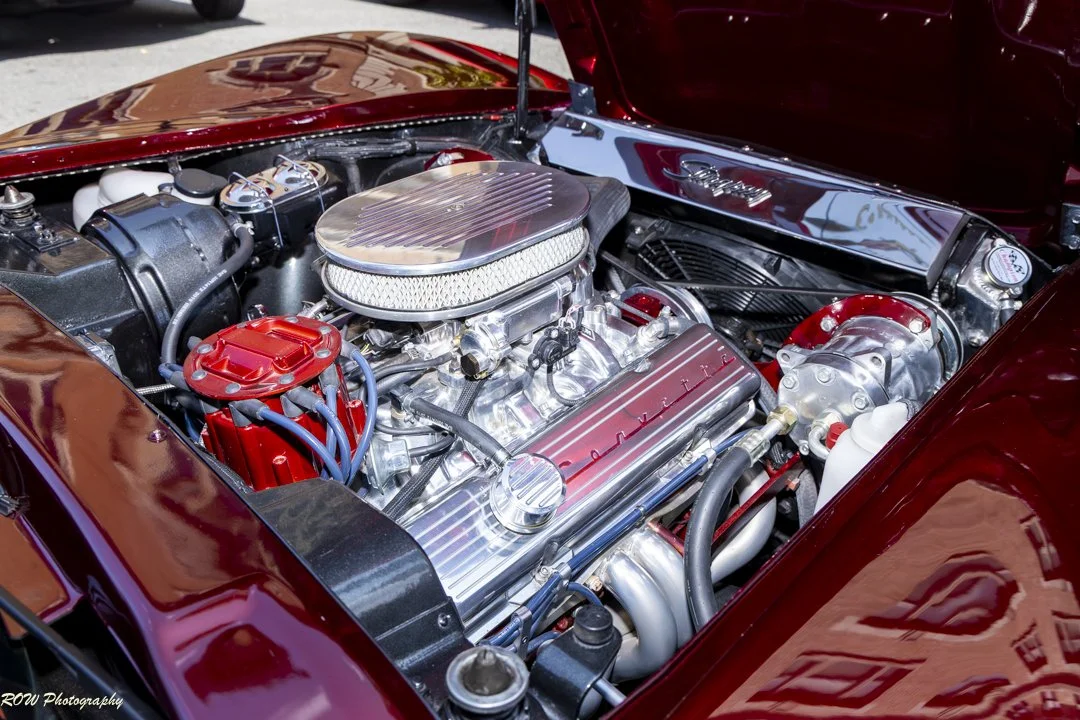 Covette Stingray Engine-1.jpg