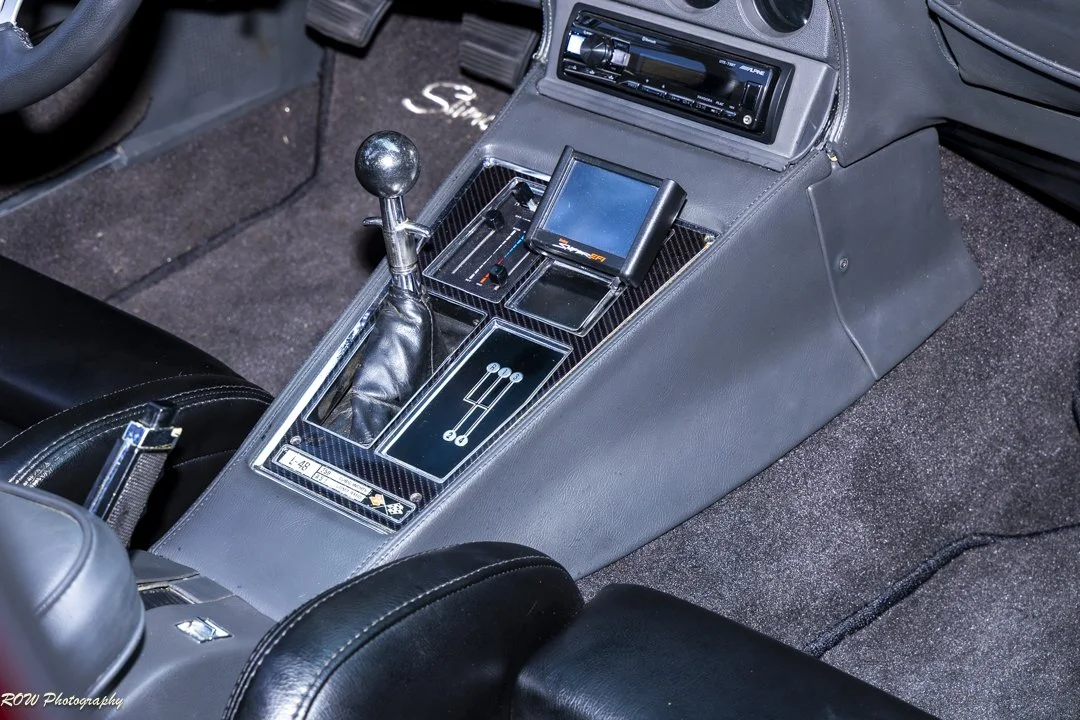 Covette Stingray Interior-1.jpg