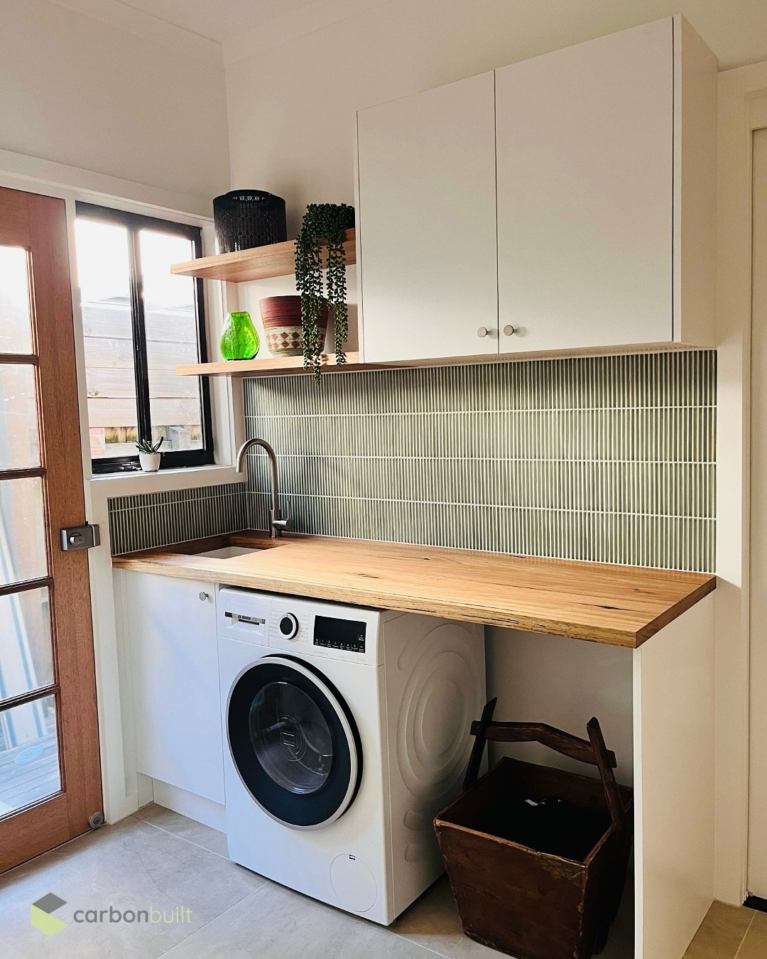 Following on from our last post, we didn&rsquo;t want to miss the opportunity to share the additional laundry and hallway/linen cupboard upgrade!
We hope our clients enjoy this new space for years to come.

@northernwoodworks1 @victoriantilingsolutio