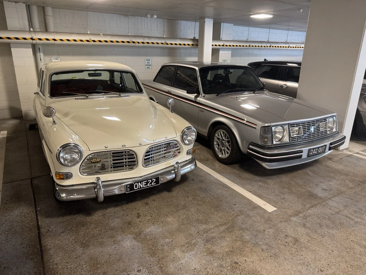 Grant Smith's 122S and Martin Thomson's 242GT