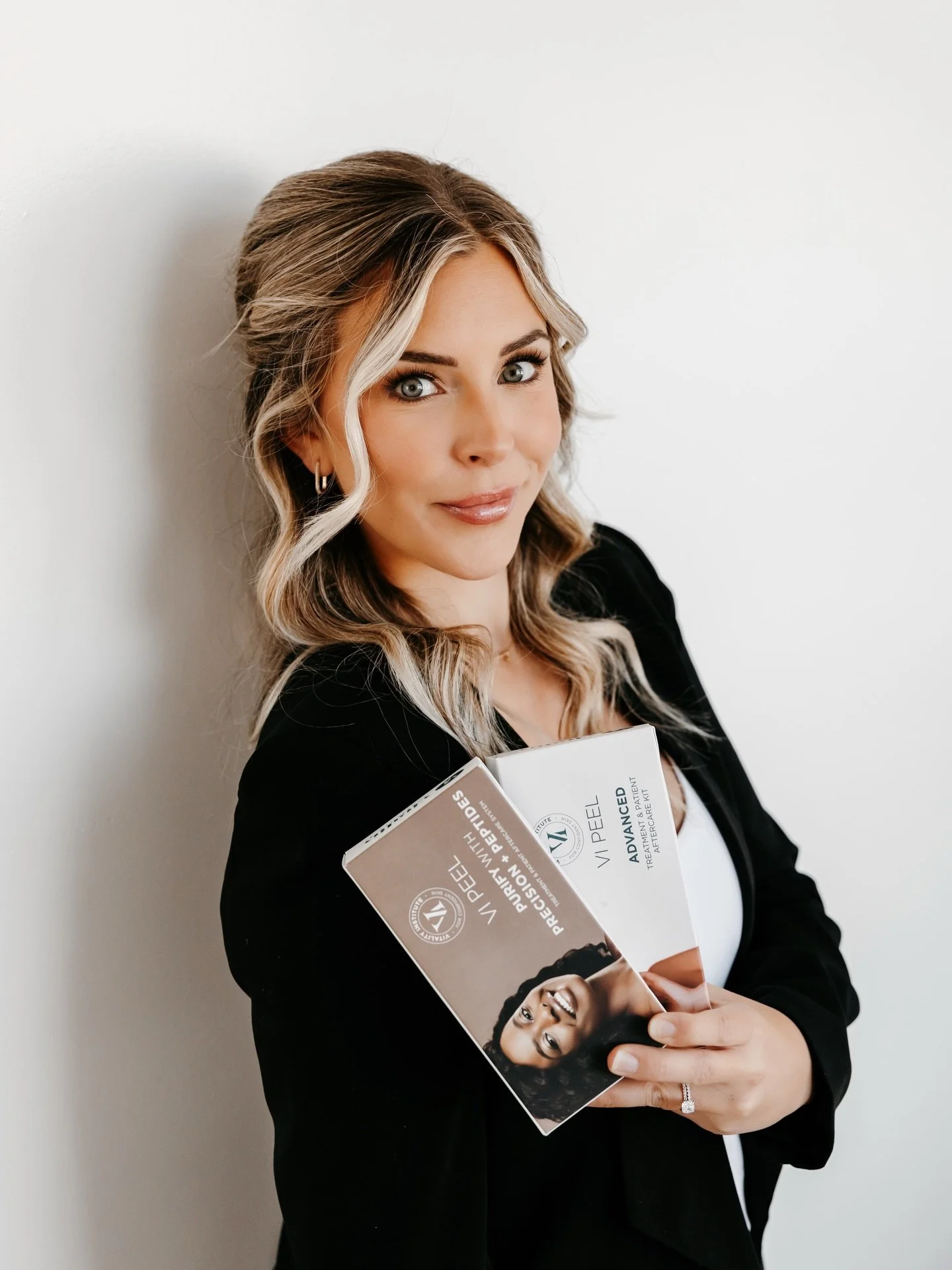 April is the perfect time to refresh and rejuvenate your skin after a long Minnesota winter 🤍

If your skin is feeling dull, dry, or uneven, a VI chemical peel is one of my favorite ways to bring it back to life. This medical-grade peel helps to imp