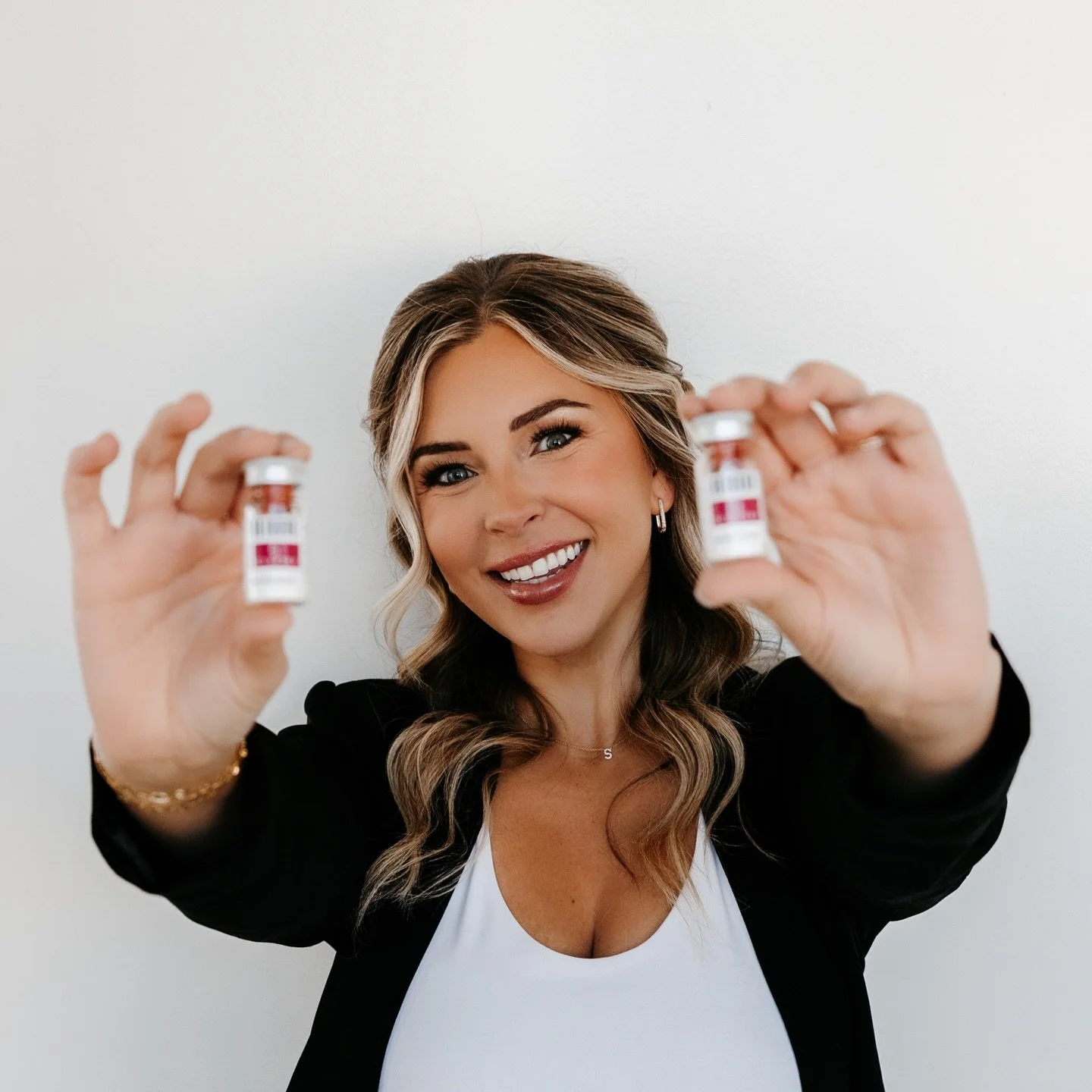 ✨2026 is about HEALTHY, radiant, slow-aging skin ✨

This month only &mdash; purchase 3 vials of Sculptra&reg;, get 1 FREE
⇢That&rsquo;s an $800 savings! 

So why Sculptra?

Starting around age 25, our bodies naturally begin producing less collagen. F