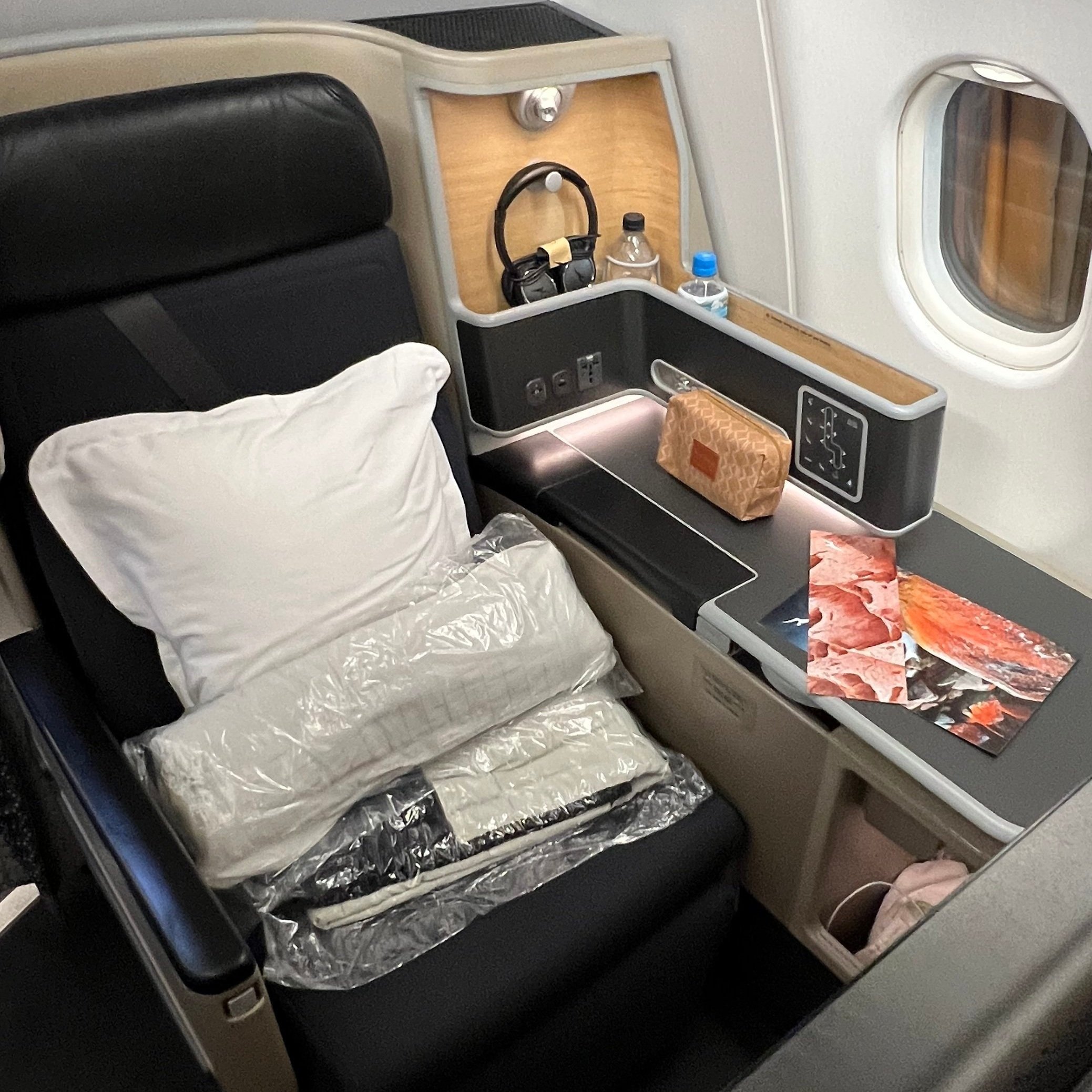 メルボルンへの直行便!カンタス航空QF80のビジネスクラスの搭乗 メルボルンへの直行便!カンタス航空QF80のビジネスクラスの搭乗