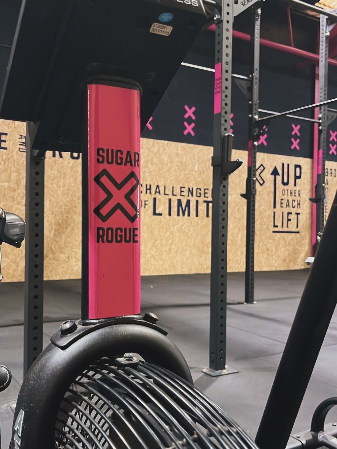 A massive thank you to @osgymmaintenance for traveling all the way down from Exeter to service and deep clean all of our equipment.

They a few days at the box making sure everything was thoroughly cleaned, fully serviced, and operating at the highes