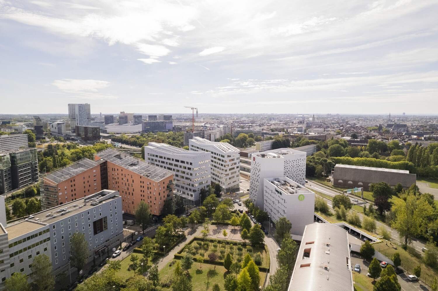reportage-drone-lille-euralille-immeubles-tertiaire-bureaux-aurelien-aumond.jpg