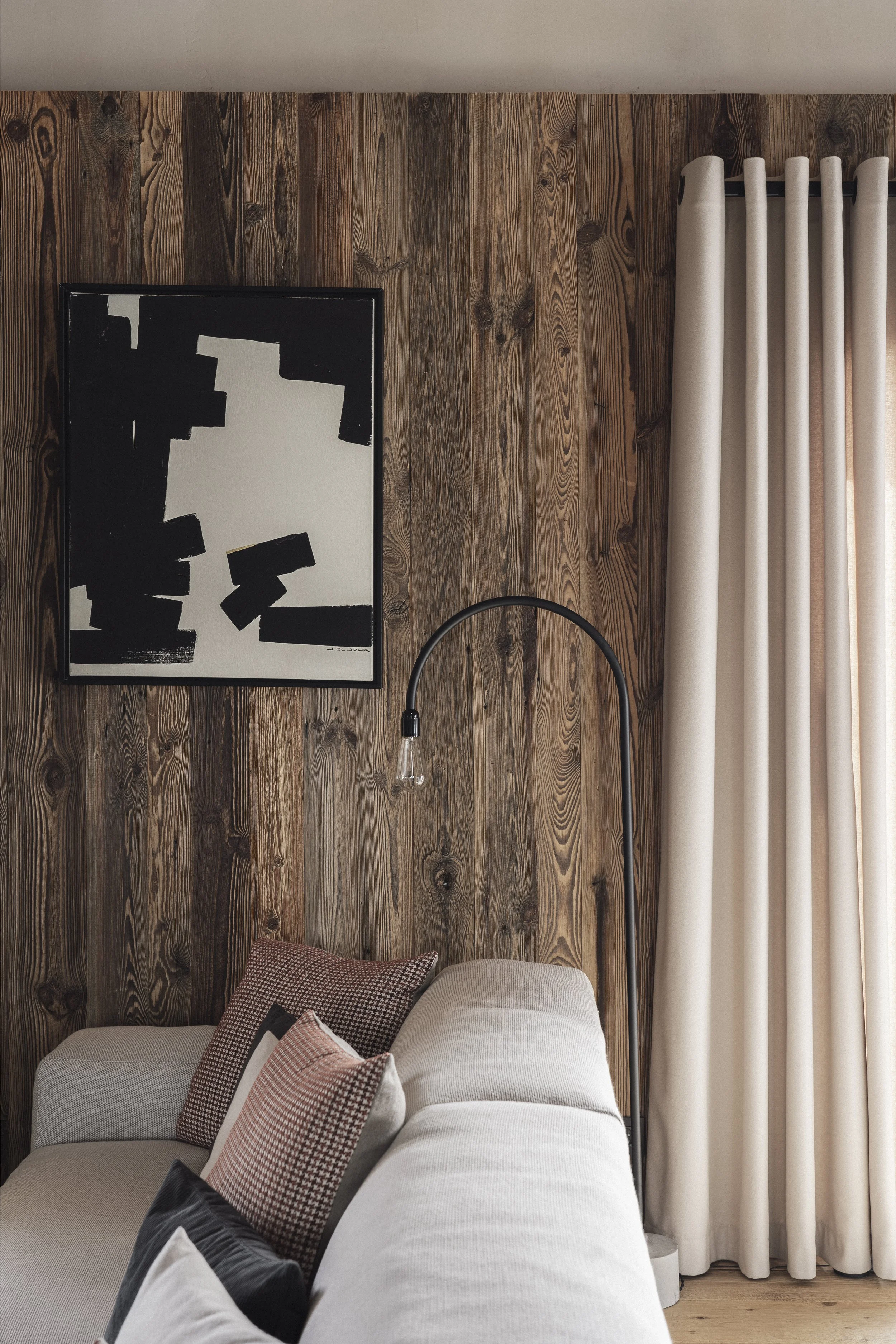 LENSEMBLIER-DECORATION-LYON-MEGEVE-COMBLOUX-SHOWROOM-MOBILIER-CONTEMPORAIN-1 24.jpg