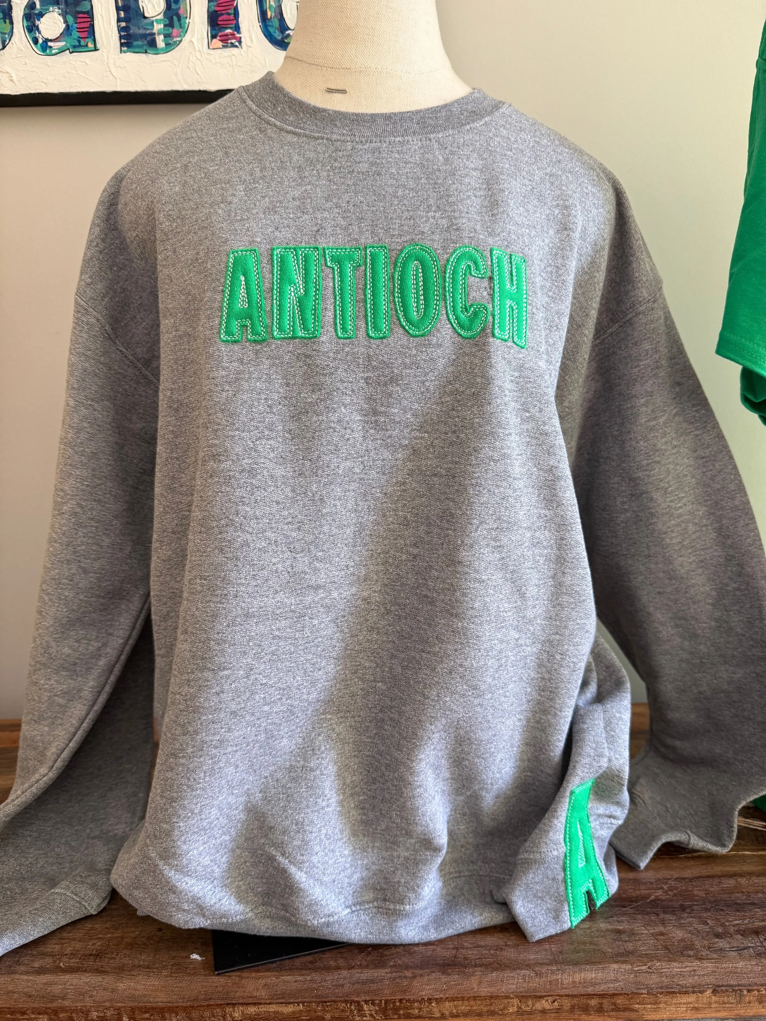Raggy Crew Adult with Side A Detail