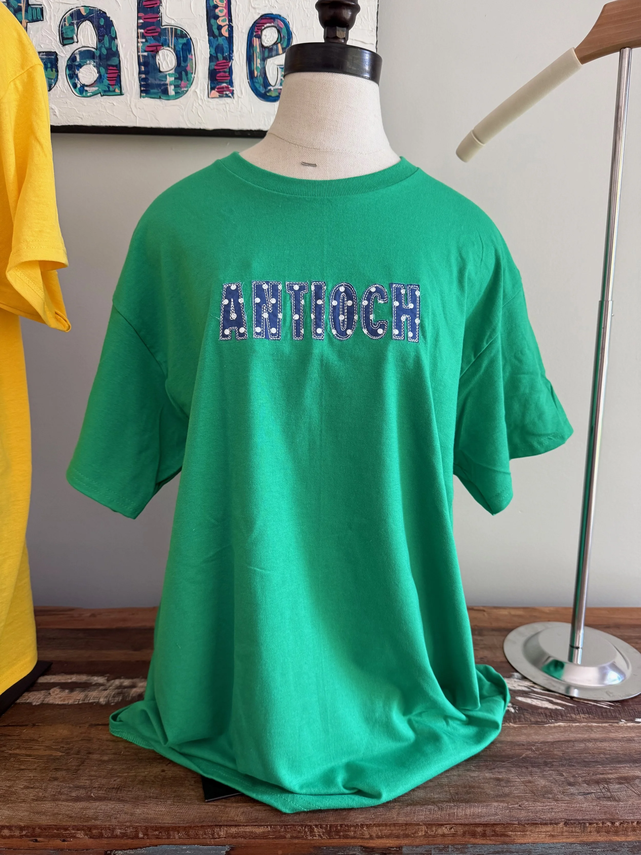 Raggy Applique Tee Adult Antioch