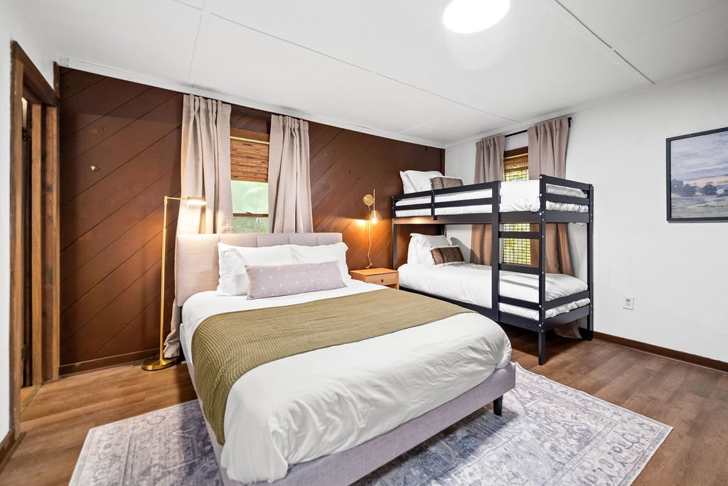 GateHouseGatAway29.jpg