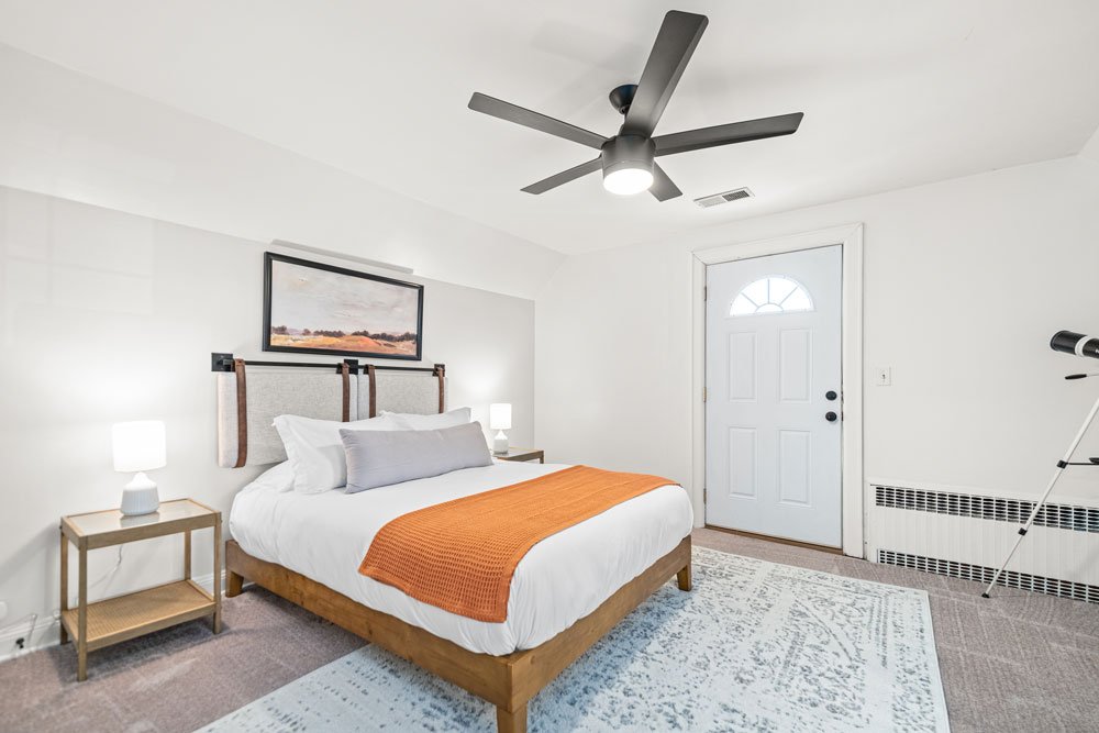 419DanielStreet96.jpg