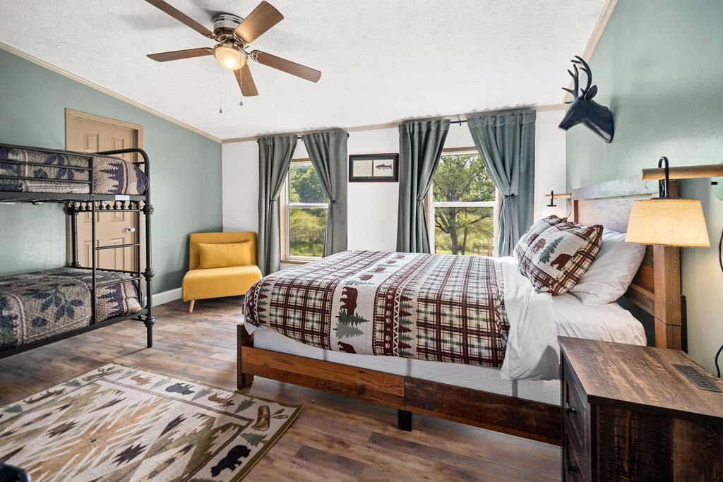 2801EdmondRoad29.jpg