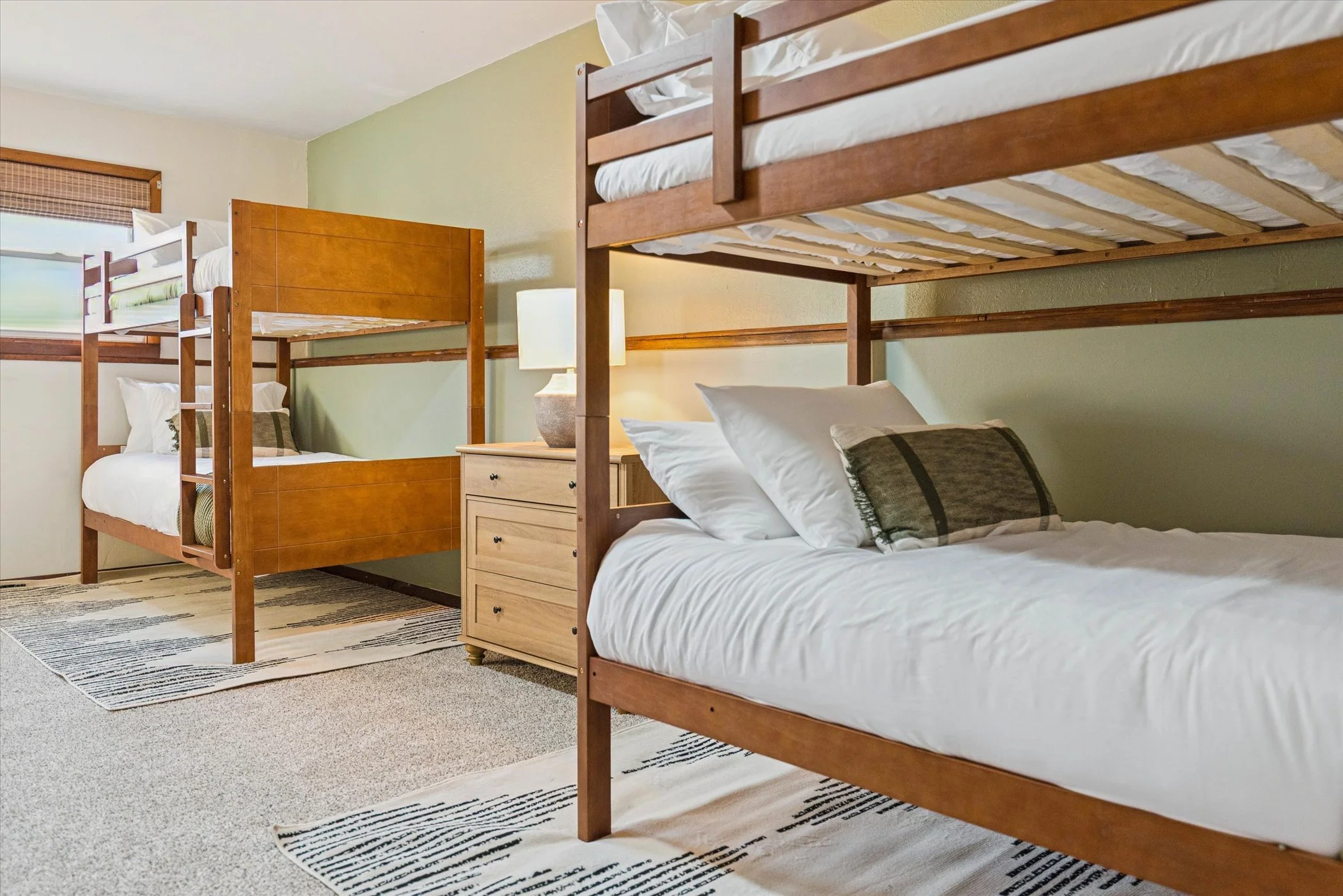 041-041-4928 Airport Hwy-WindowStill-Photography.jpg