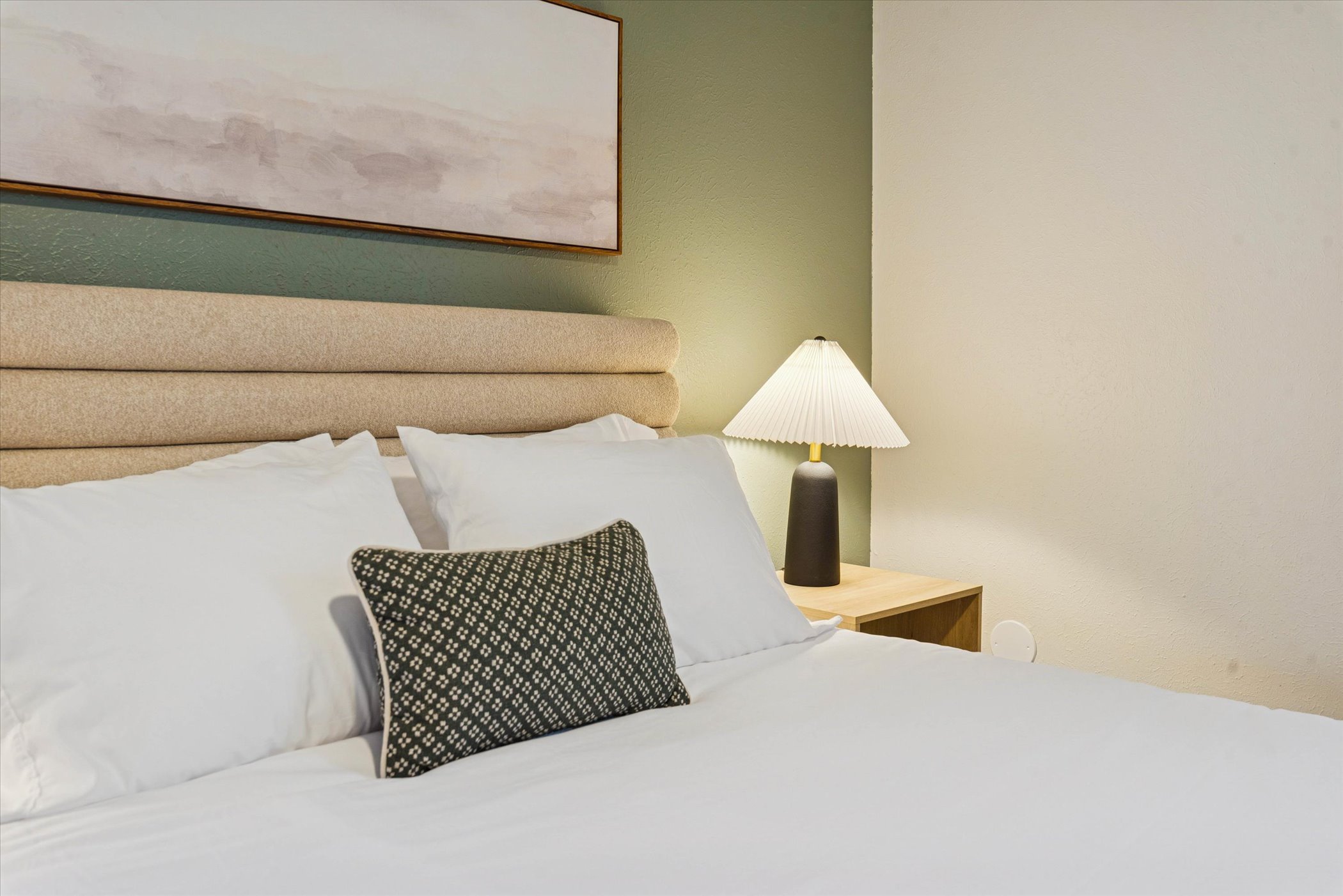 110-110-4928 Airport Hwy-WindowStill-Photography.jpg