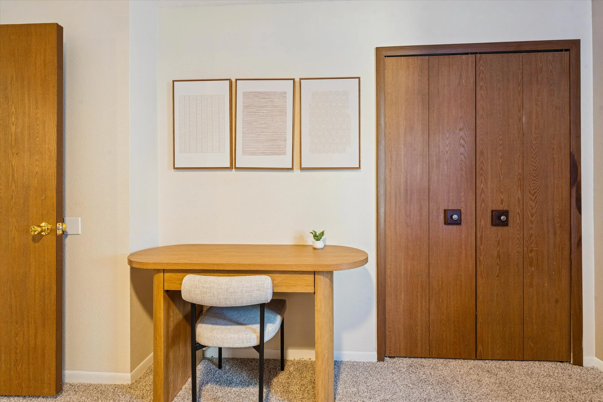 059-059-4928 Airport Hwy-WindowStill-Photography.jpg