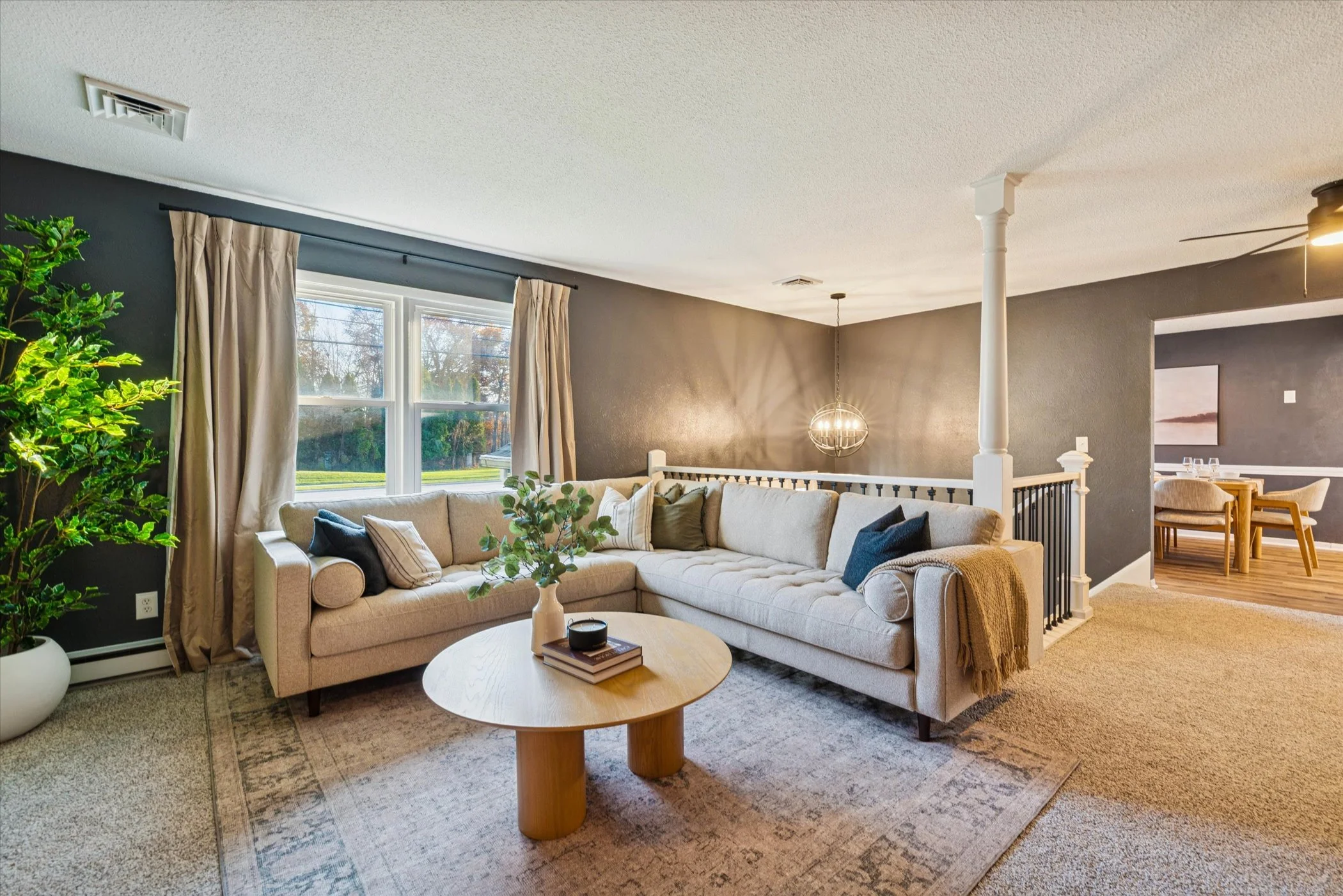 012-012-4928 Airport Hwy-WindowStill-Photography.jpg