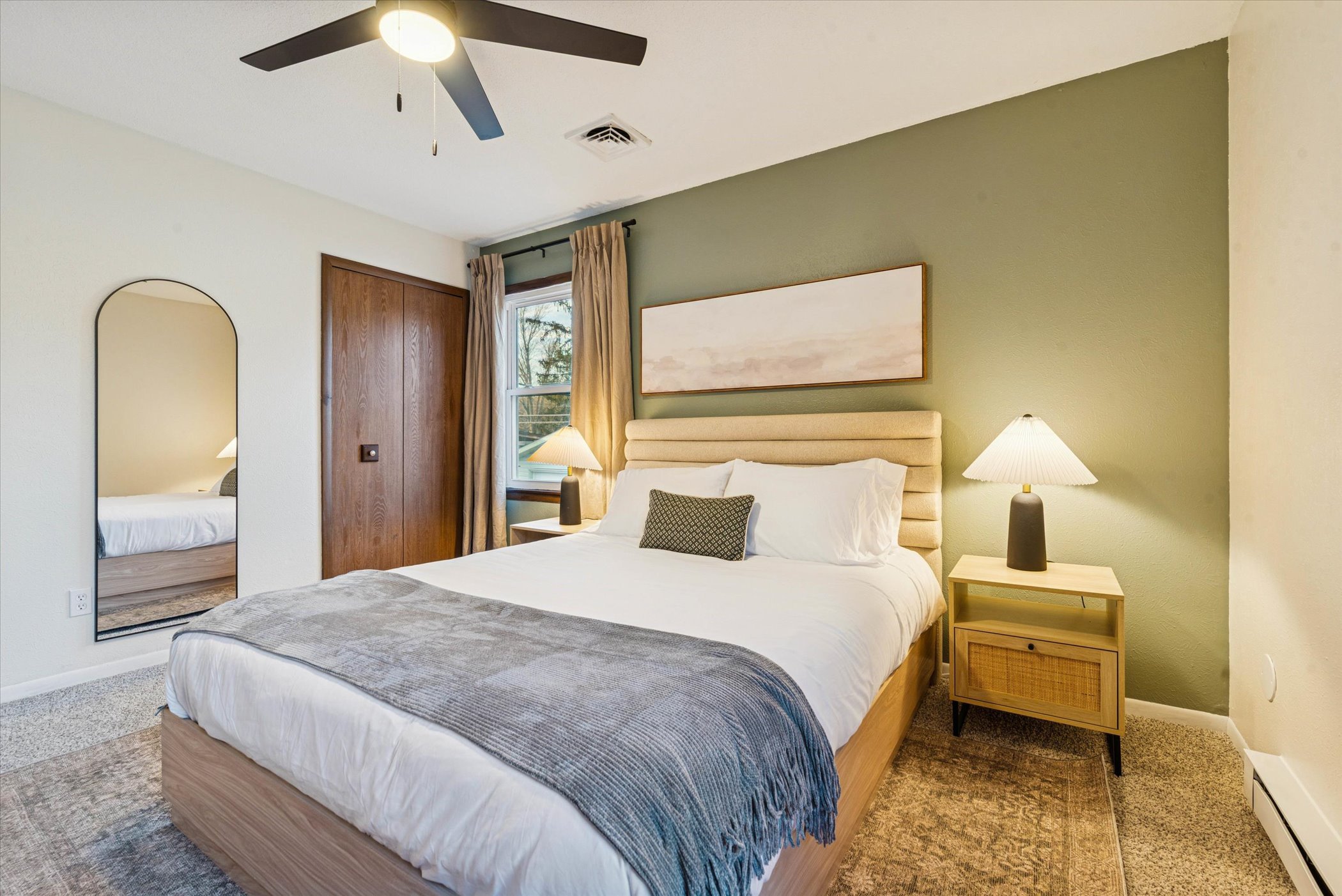 064-064-4928 Airport Hwy-WindowStill-Photography.jpg