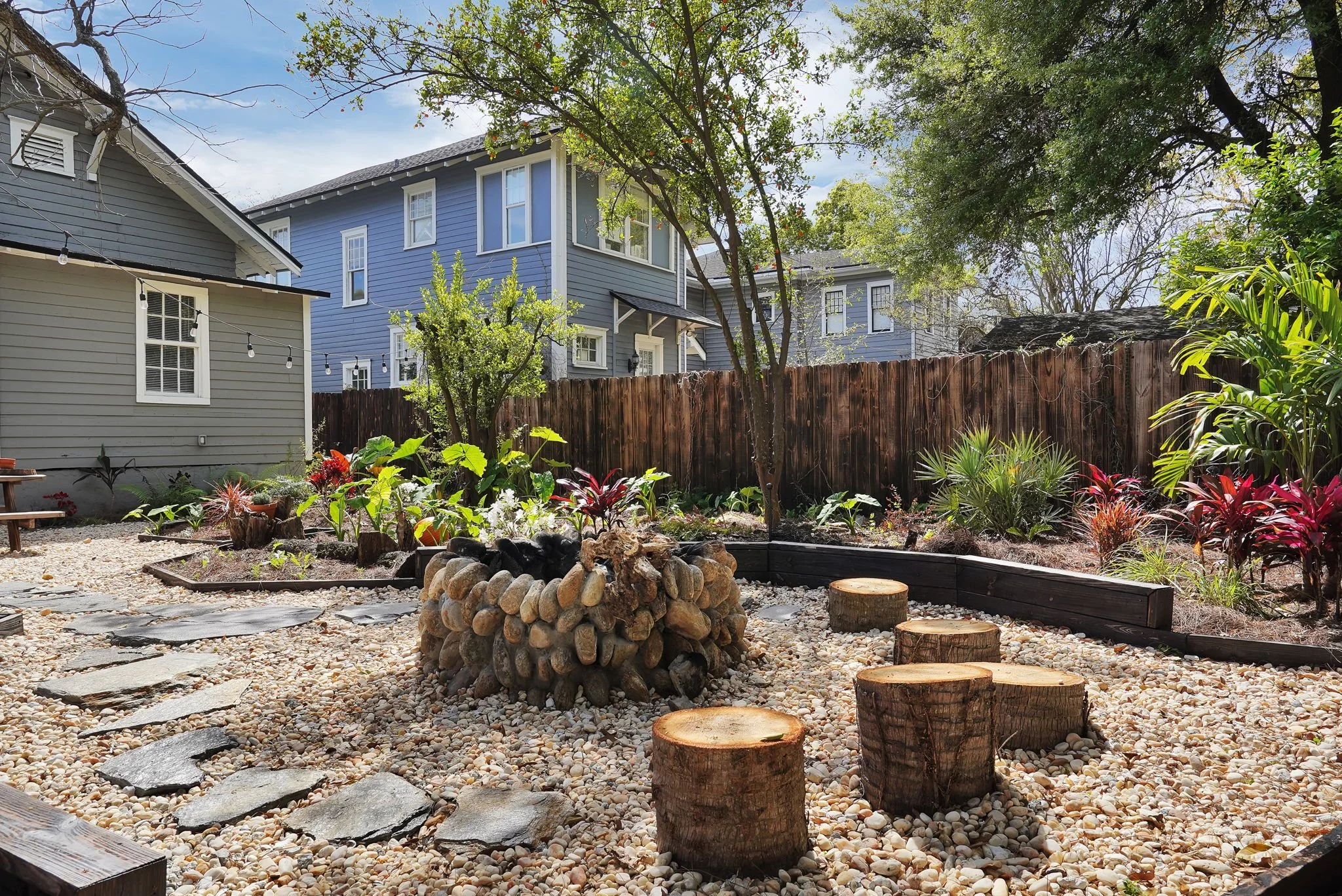 53-web-or-mls-2337 Dellwood_053.jpg