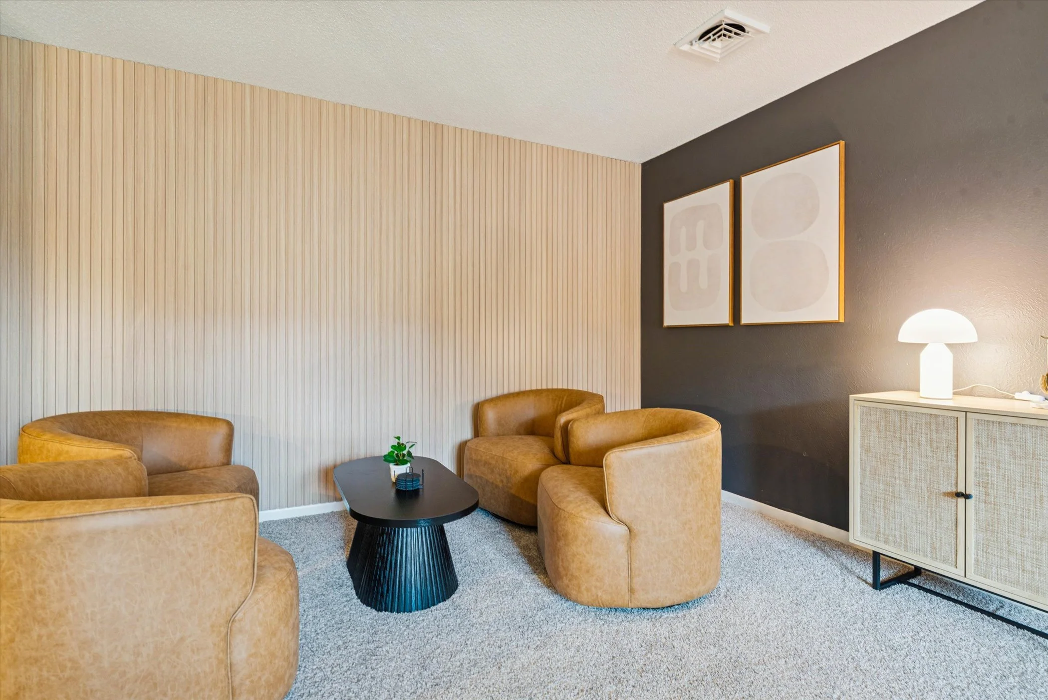 015-015-4928 Airport Hwy-WindowStill-Photography.jpg