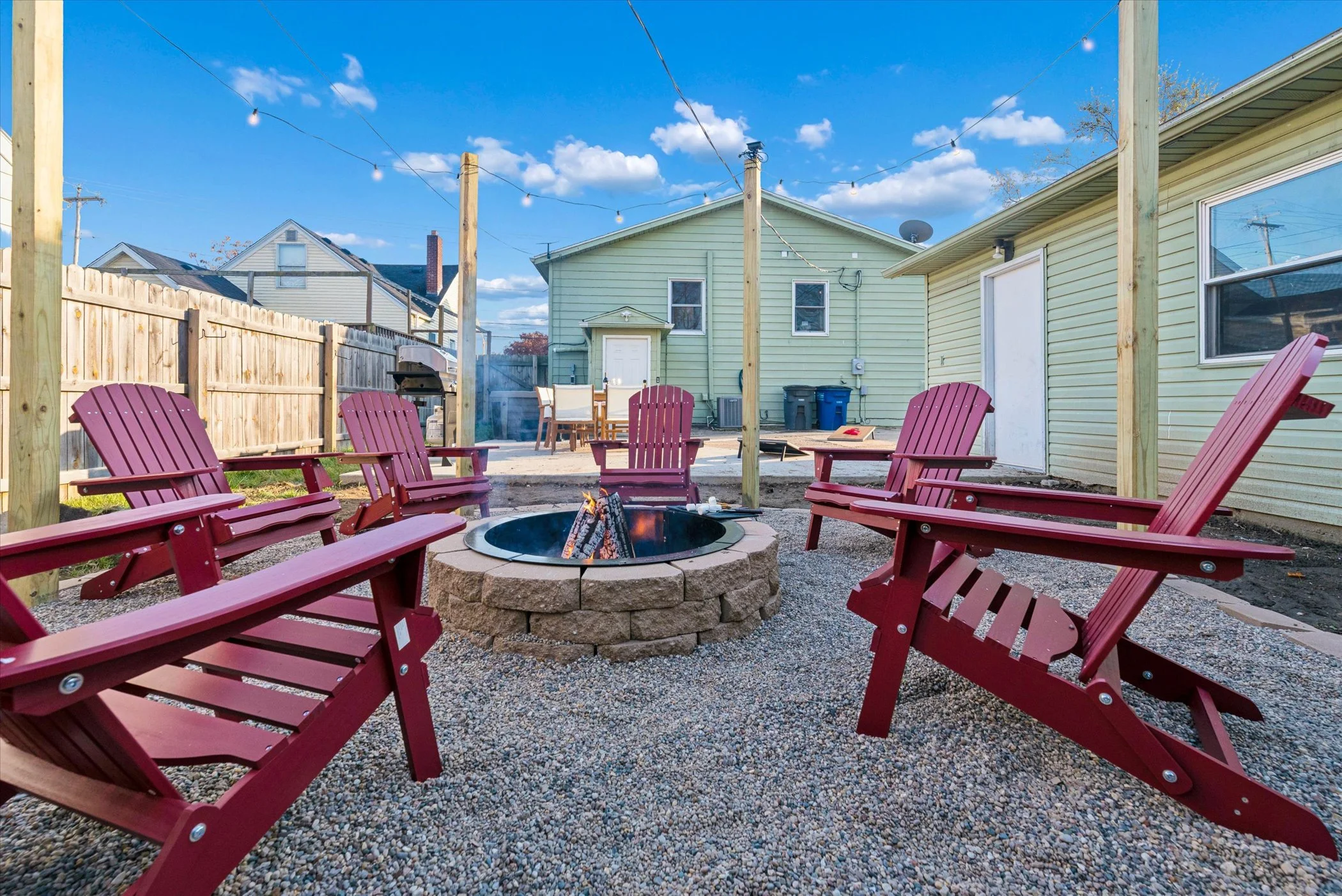 092-092-4928 Airport Hwy-WindowStill-Photography.jpg