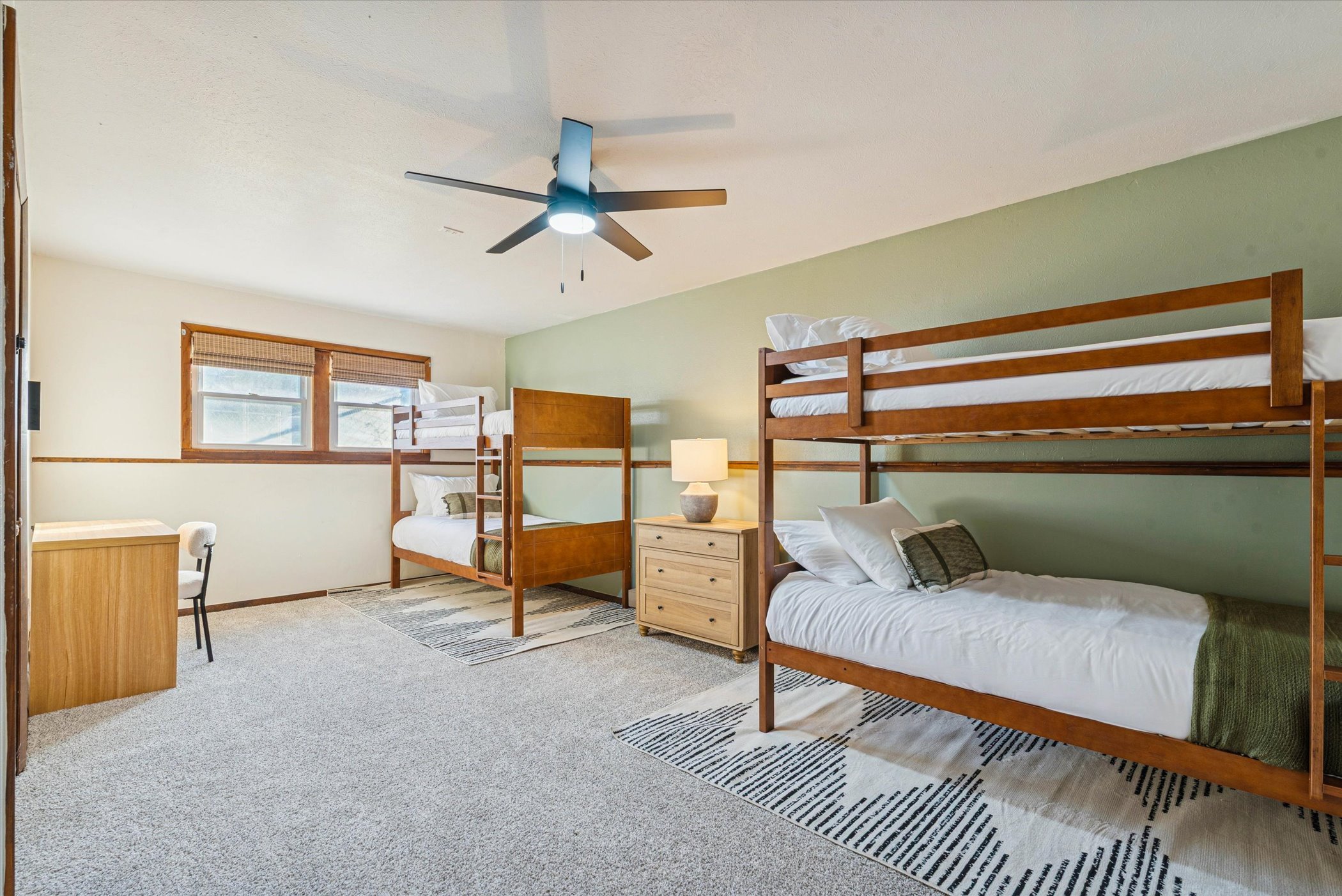 039-039-4928 Airport Hwy-WindowStill-Photography.jpg