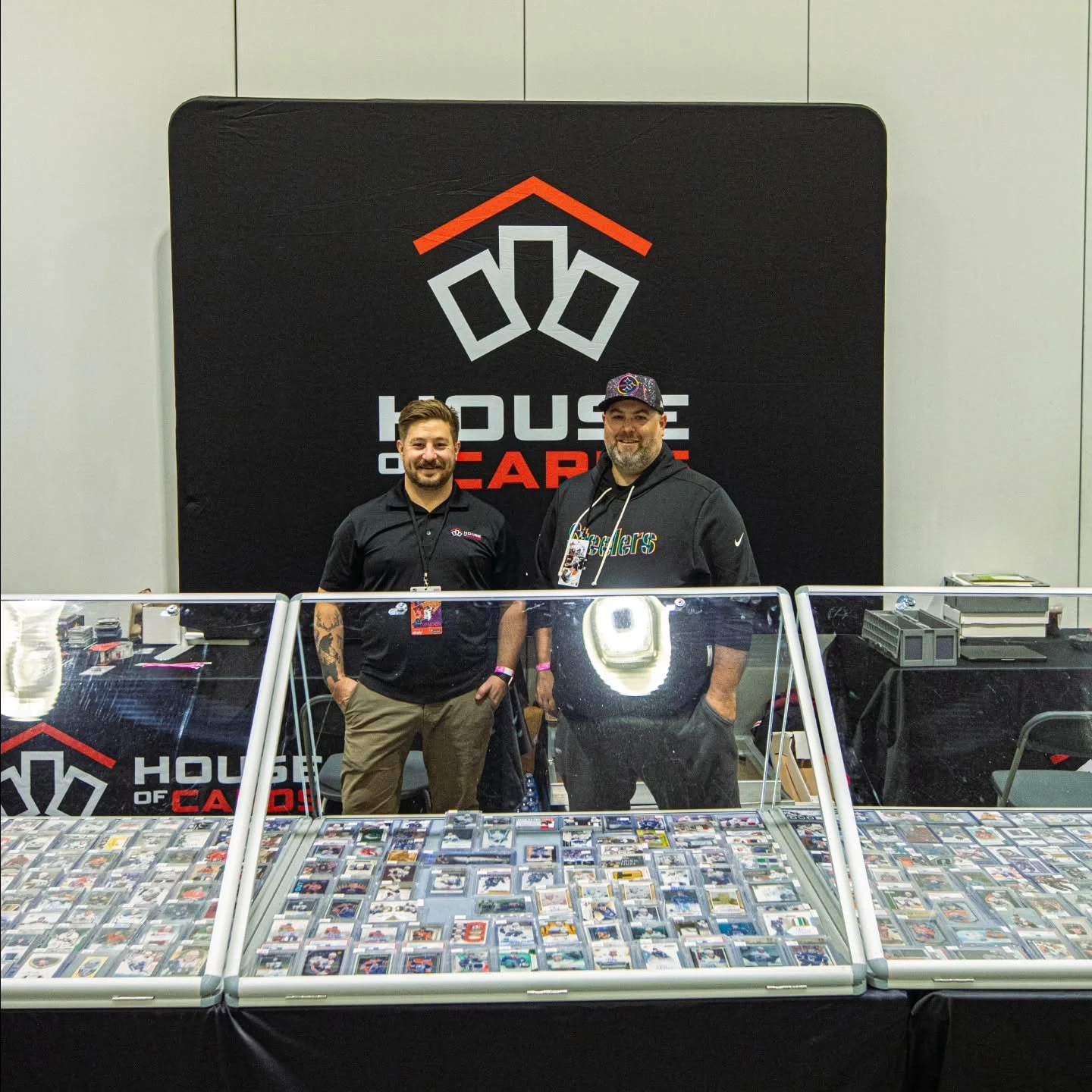 It was all smiles at @houseofcards.ca booth all weekend long at the Vancity Card Show. The fellas brought out some amazing inventory and were making big deals throughout the show. 

It's always great having local vendors come out and support our even