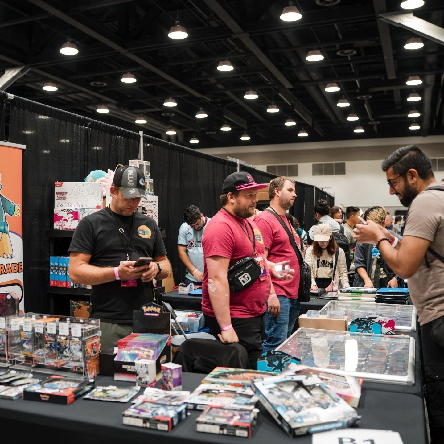 Yep... it&rsquo;s another photo dump 🃏📸
Because honestly, one post just wasn&rsquo;t enough to capture all the 🔥 from the VanCity Card Show. From insane pulls to killer trades, dope displays, and even doper people &mdash; this show brought the hea