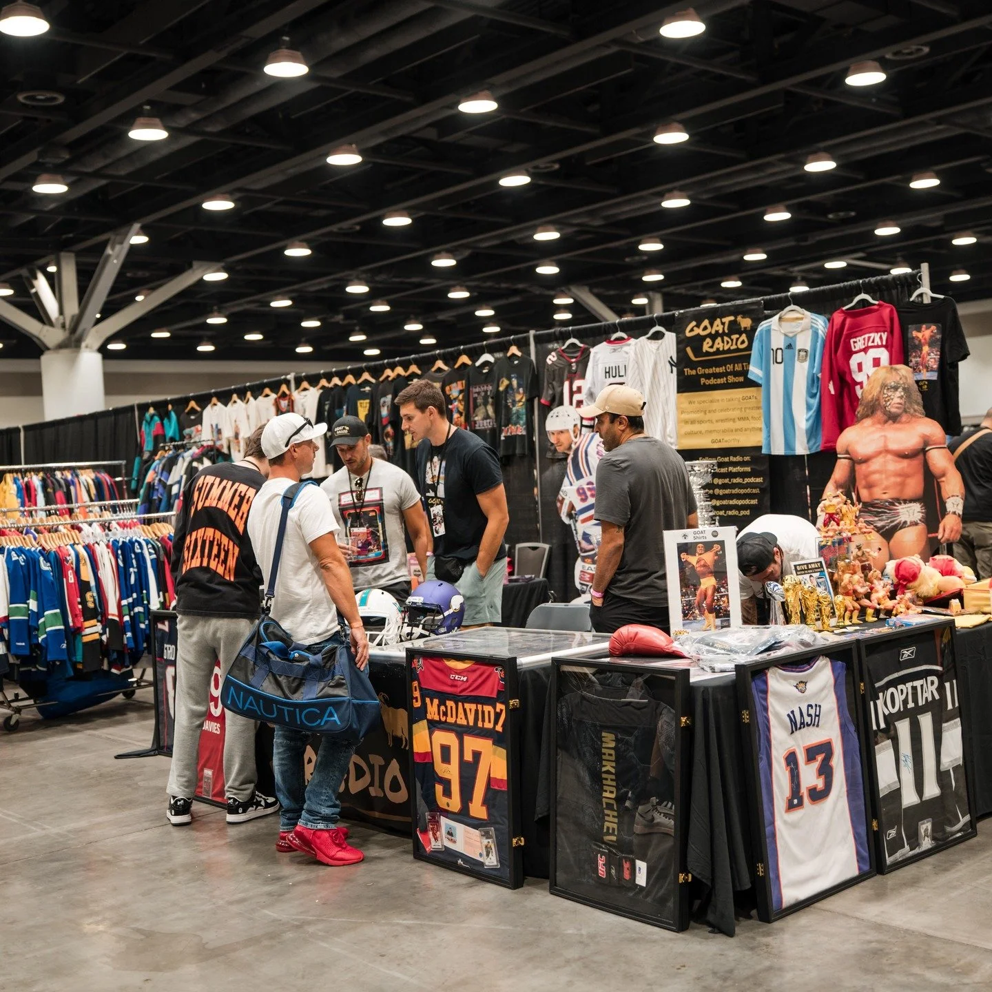 Still thinking about the Vancity Card Show and honestly&hellip; what a weekend. 😮&zwj;💨

There&rsquo;s just something about being in a room full of collectors: tables stacked with slabs, binders open everywhere, that constant buzz of deals going do