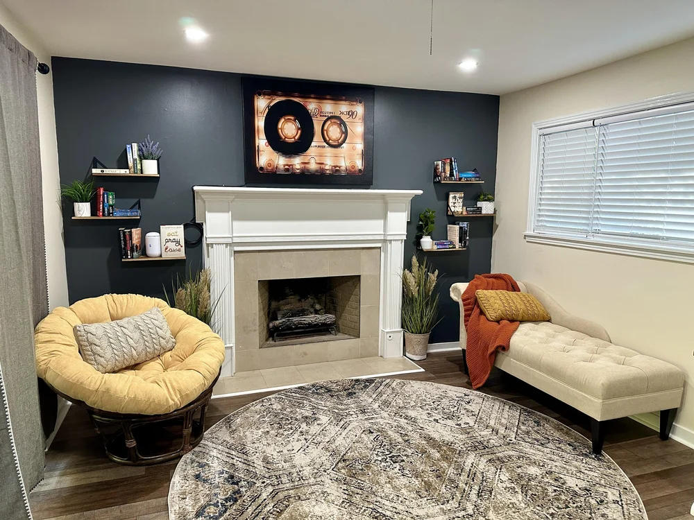 Rhythm & Snooze — Exterior