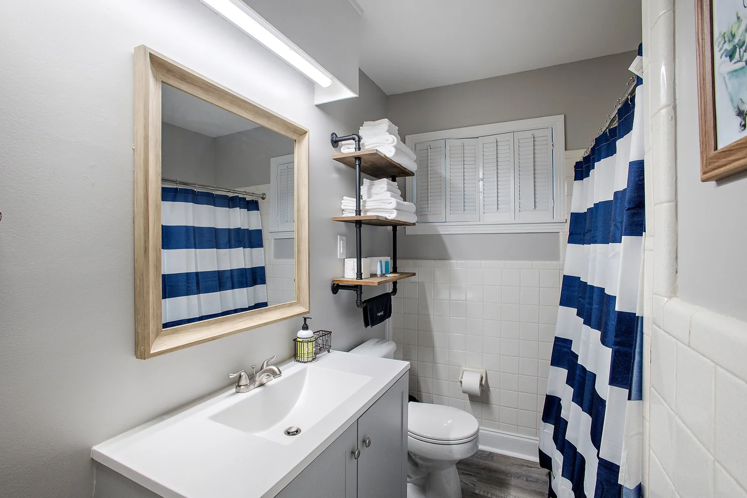 Rhythm & Snooze — Laundry