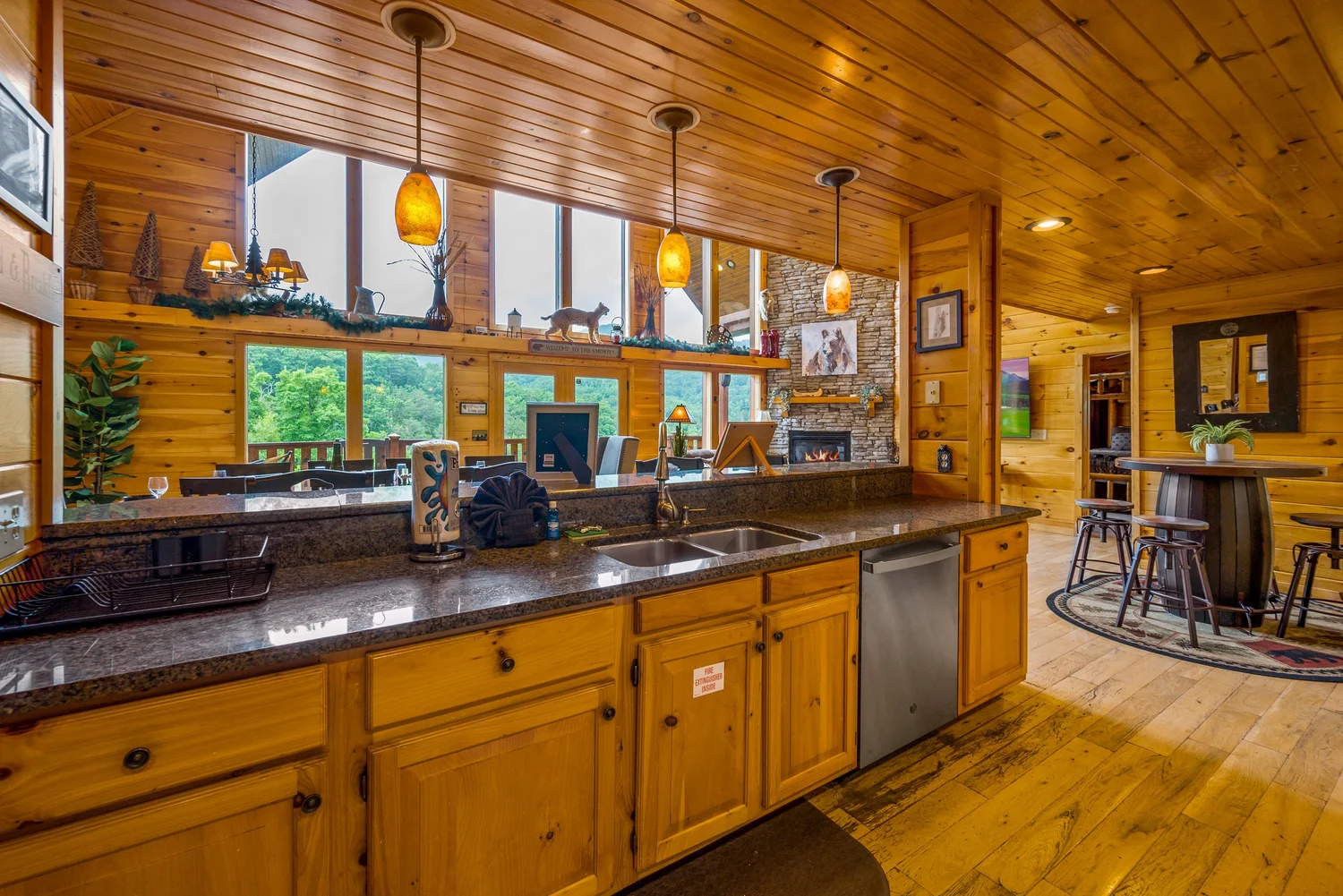 Rainbow's End — Kitchen