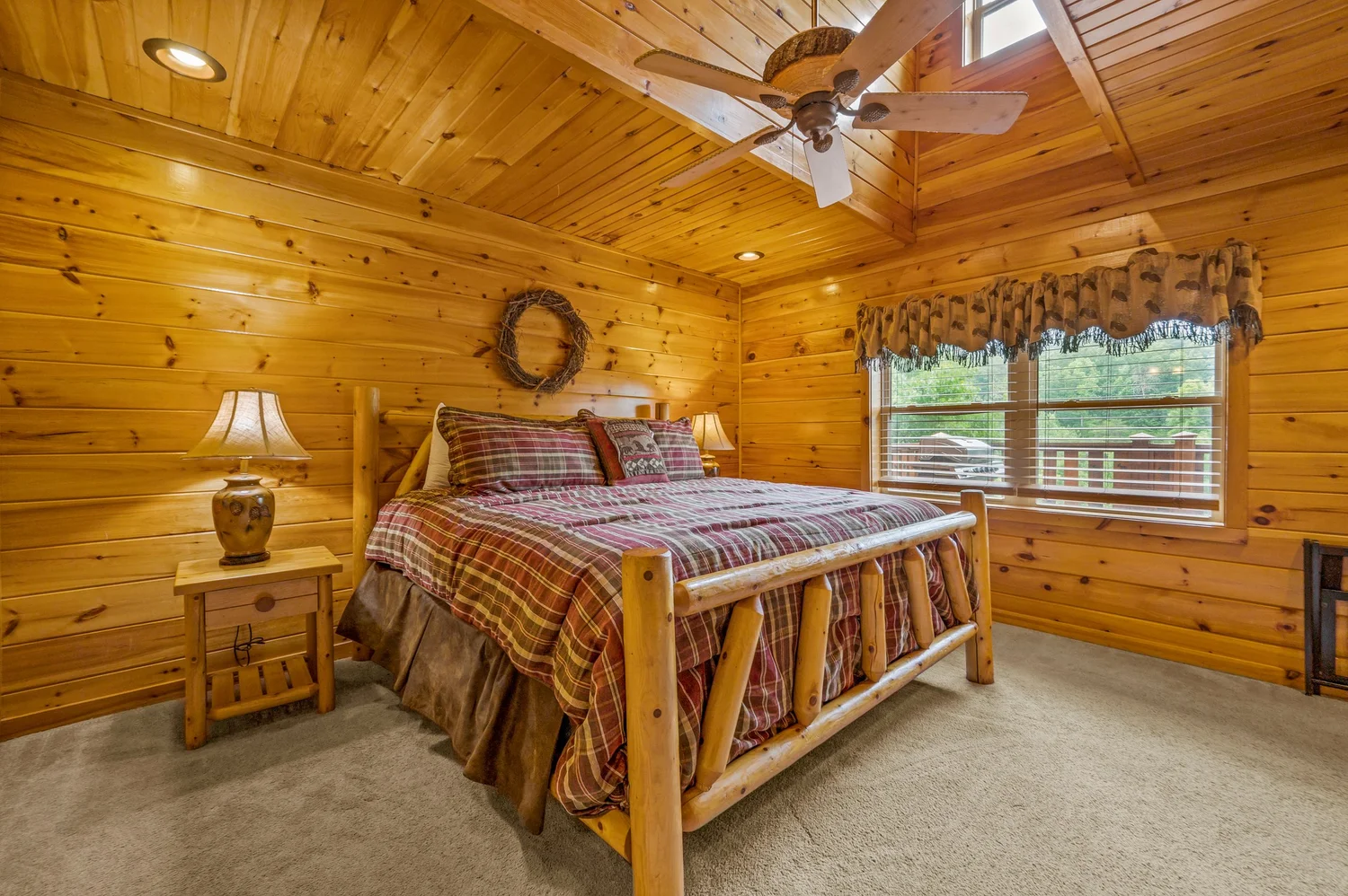 Rainbow's End — Bedroom 2