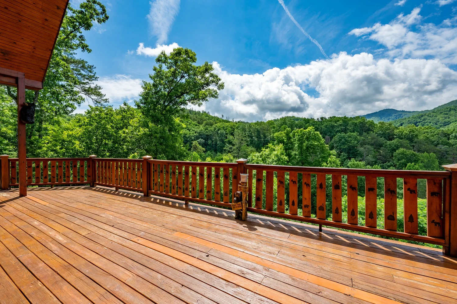 Rainbow's End — Back Exterior