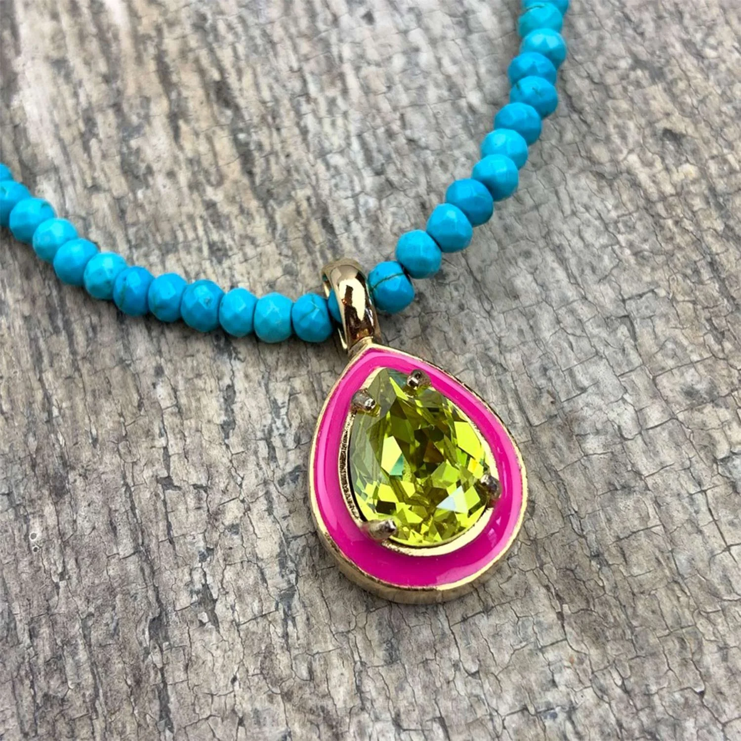 Tova Made In Canada Dakota Crystal Rhinestone Enamel Pendant Beaded Jewelry Necklace In Pink