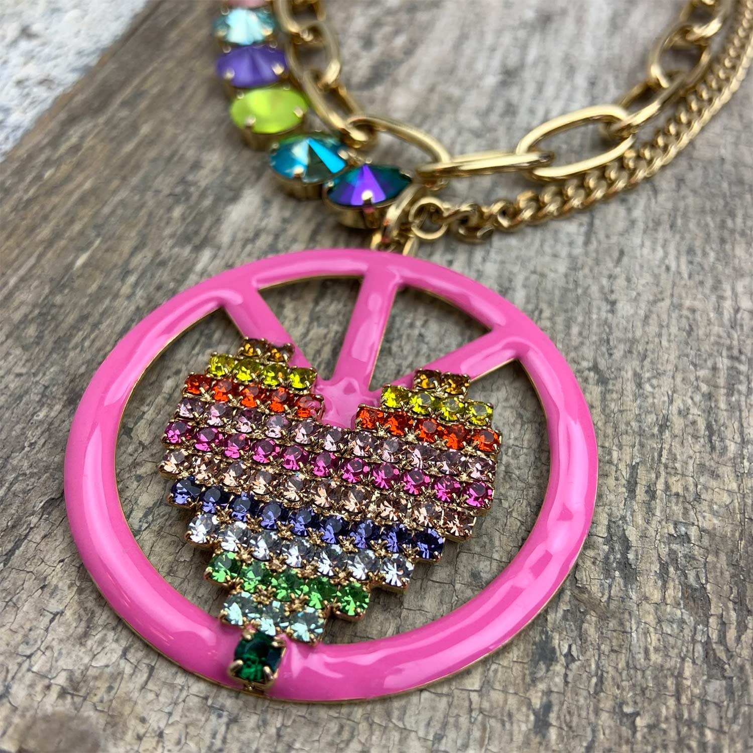 Tova Canada Jace Peace And Love Pendant Necklace Candy Crush