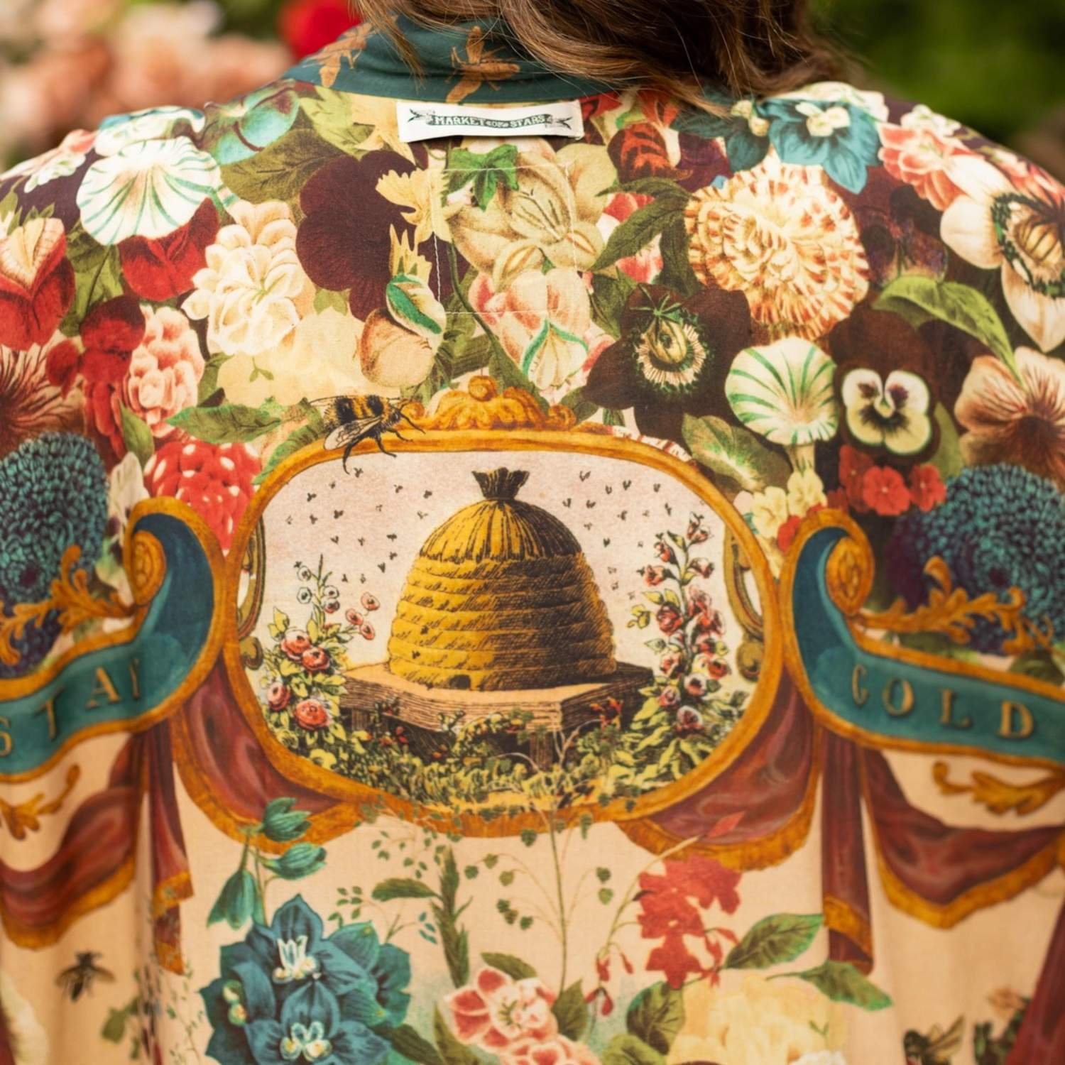 Market Of Stars Stay Gold Floral Opera Duster Kimono Robe With Stay Gold Words And Beehive On Back