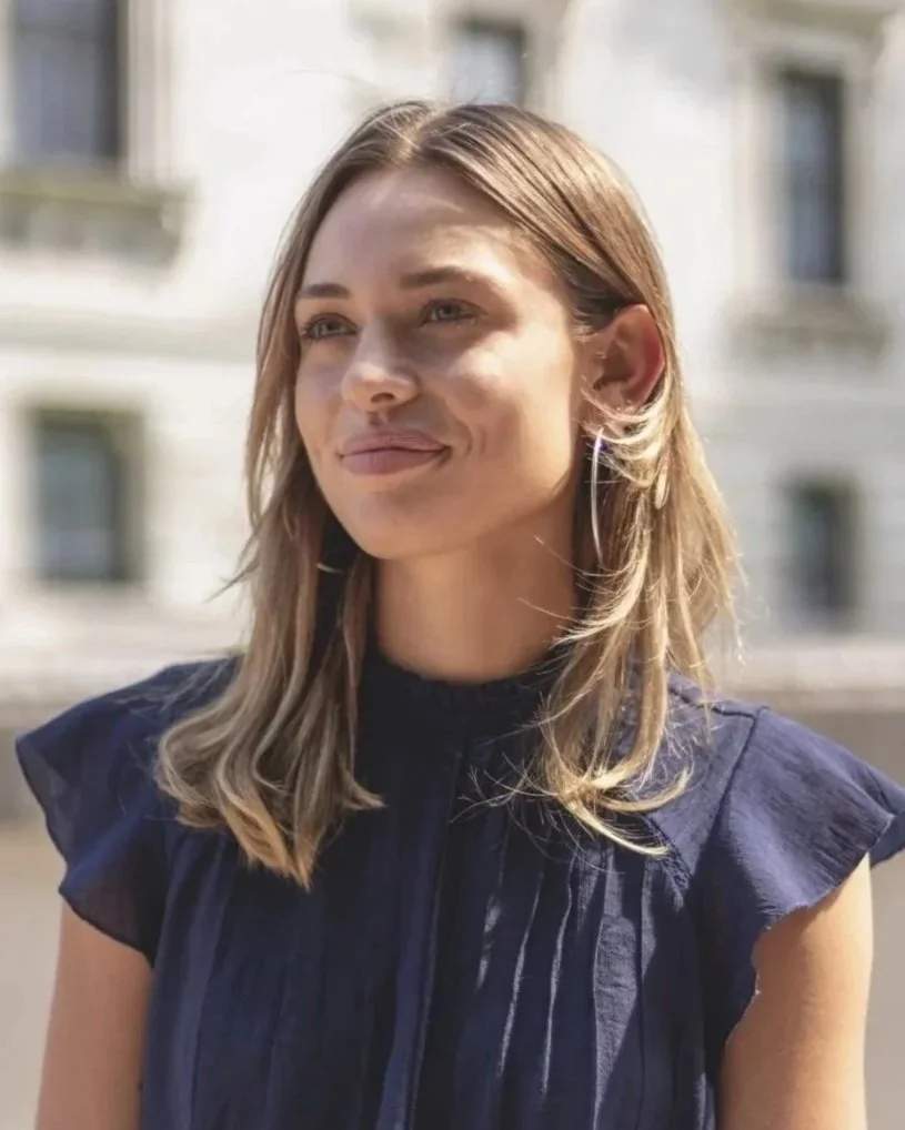 Bea Gove, Policy Analyst