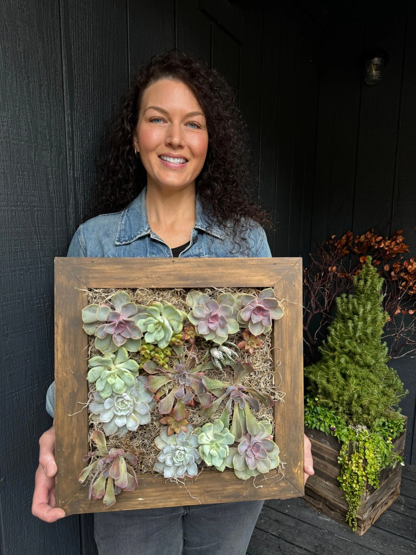 Celebrate fall on October 3rd with our special class hosted by @alpinecharmtruckee and create a Succulent Frame or Centerpiece! Our friend and expert garden designer, Chandler from Alpine Charm, will guide the class and assist you in making a 14&rdqu