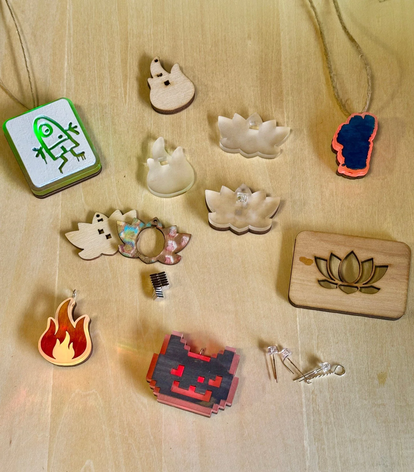 NEW CLASS DROP! Join us on December 10th from 9am - 12pm to put your laser skills to work and create a layered LED pendant! You&rsquo;ll learn how to design your pendant in LightBurn, cut and assemble the layers, and integrate LEDs so your piece glow