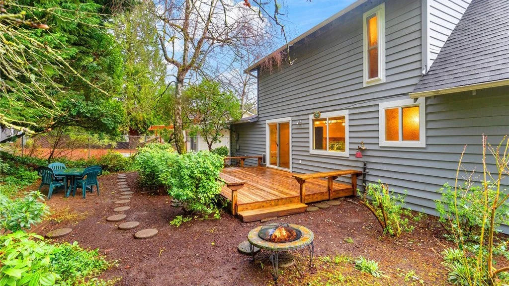 5427 159th Place NE Redmond, WA 98052 (35).jpg